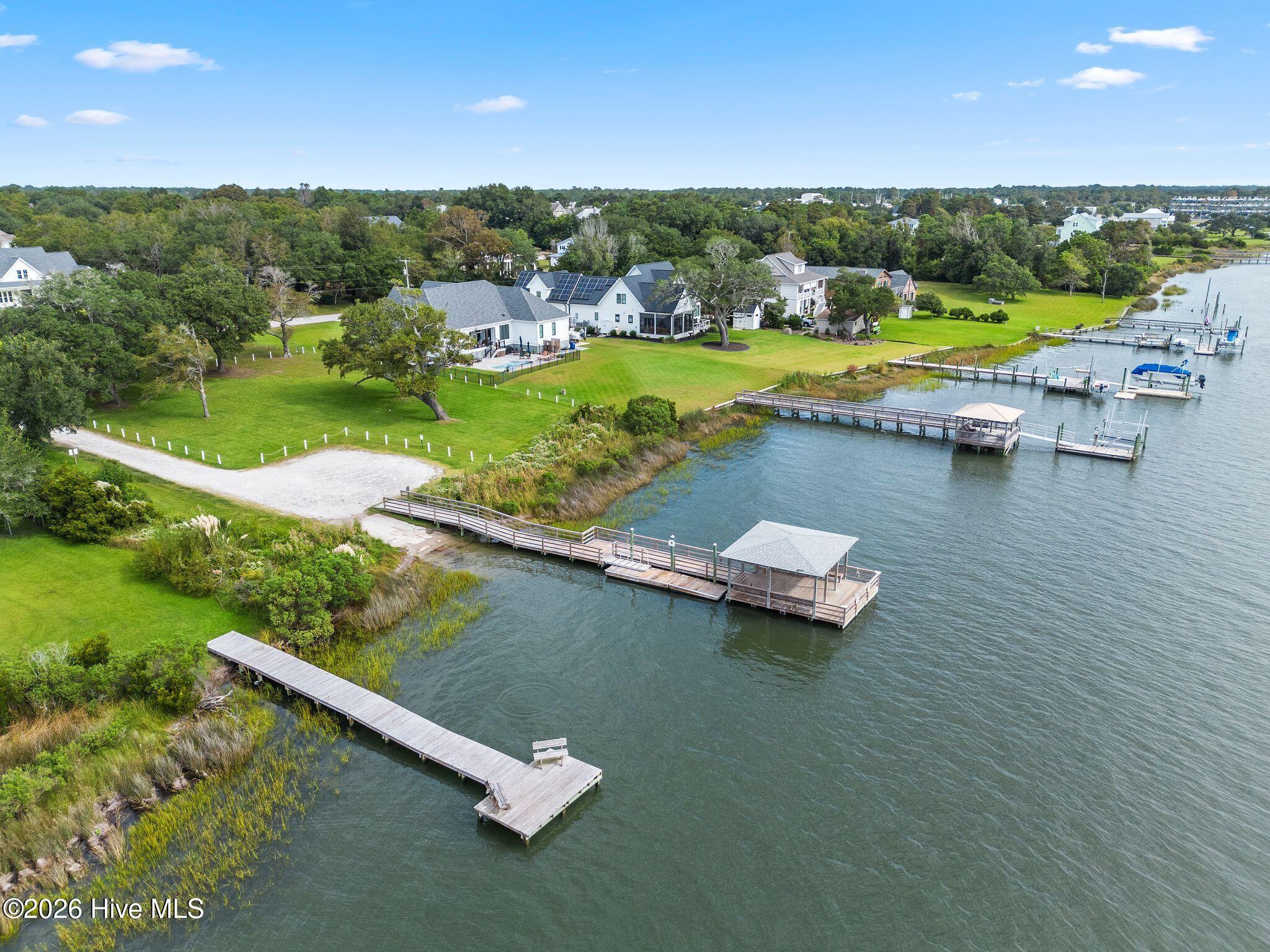 100567627 | Photo 14