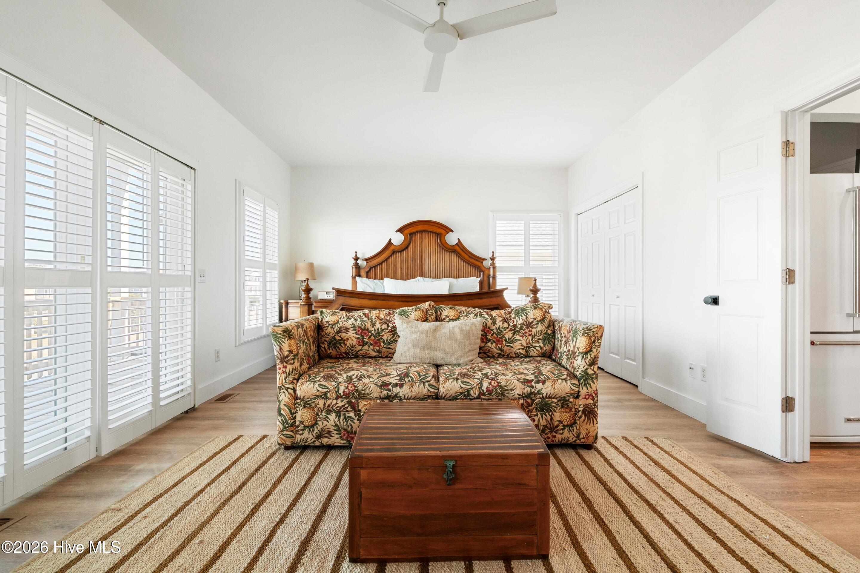 100549309 | Photo 36