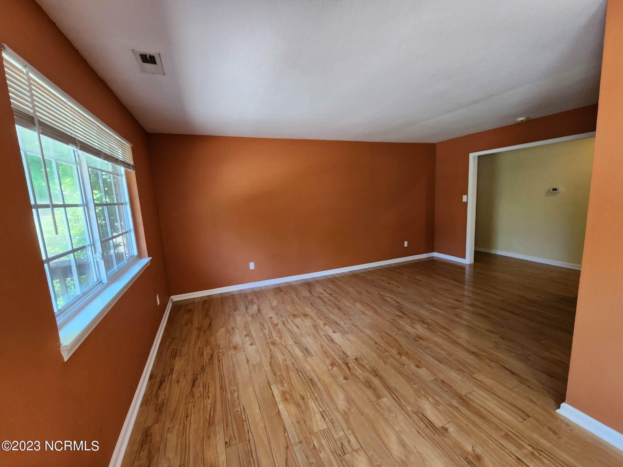 105 Briarwood Court,Jacksonville