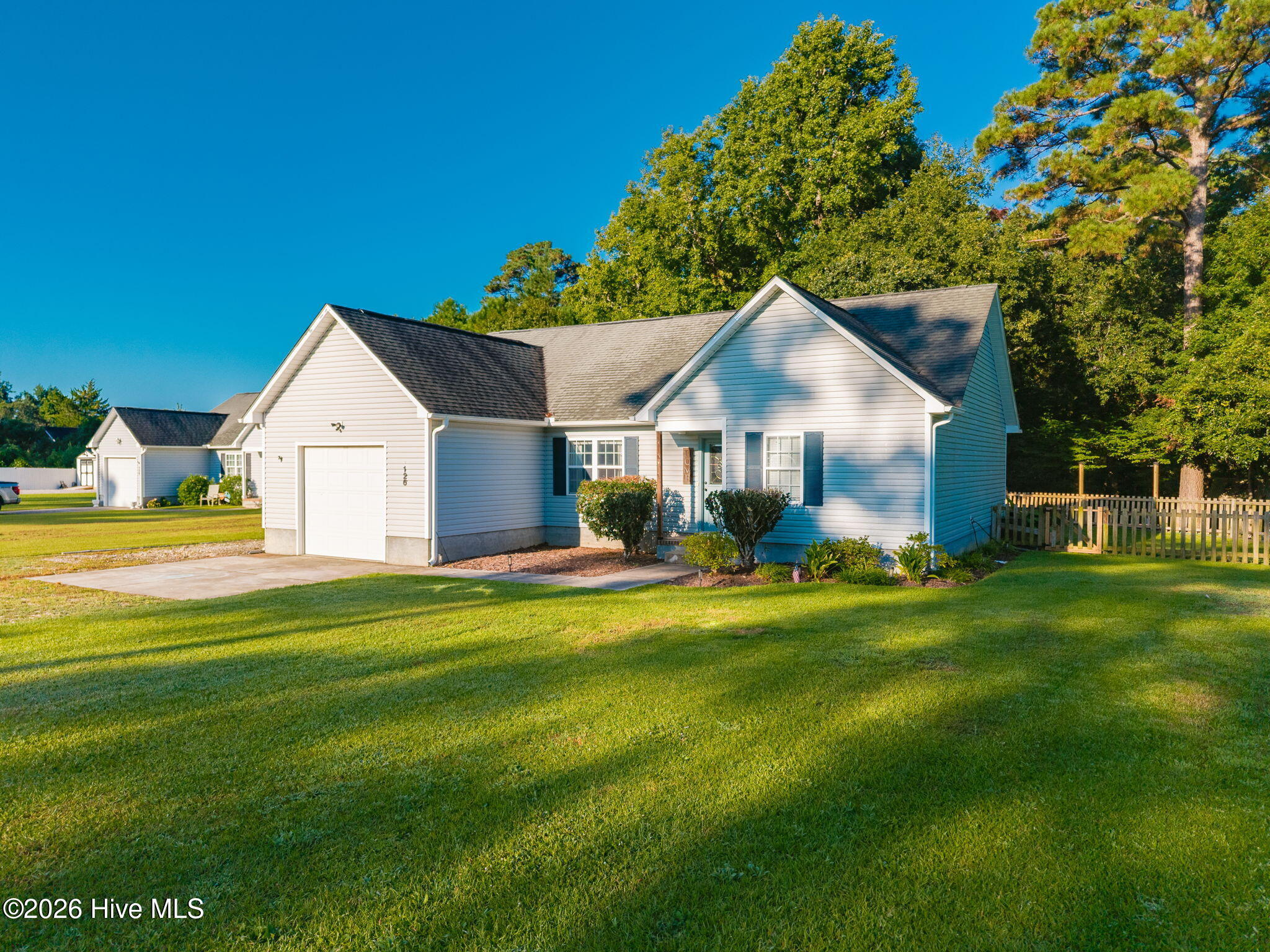 126 Joans Haven Drive,Newport
