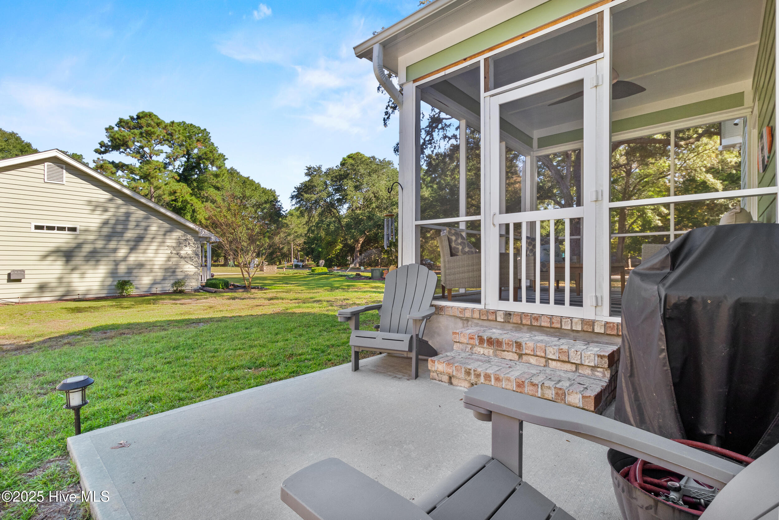 100537622 | Photo 33