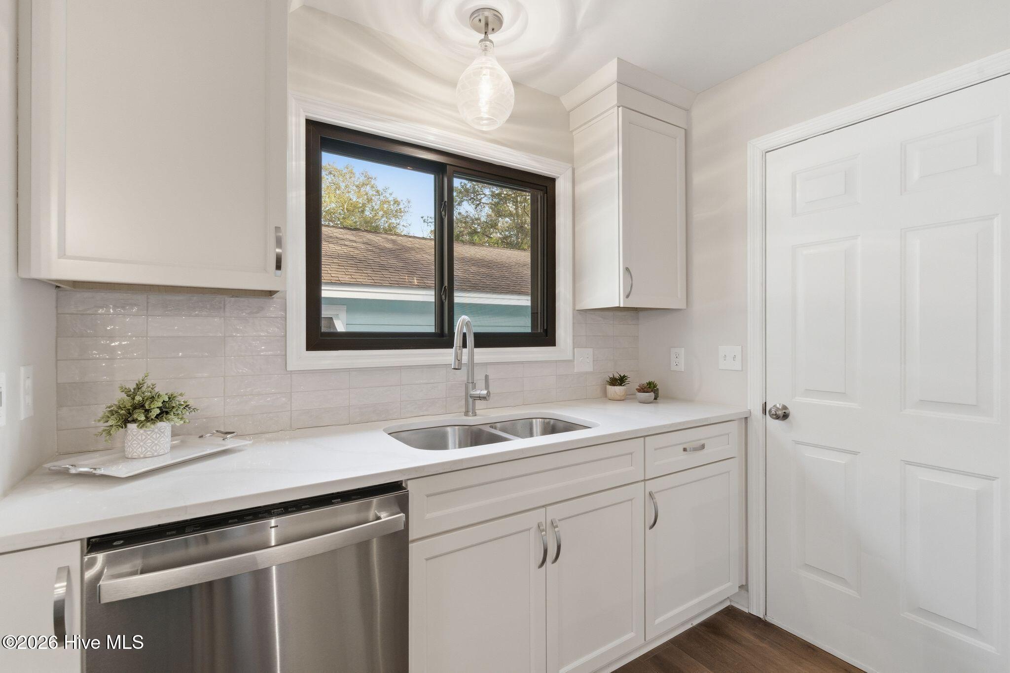 100555481 | Photo 20