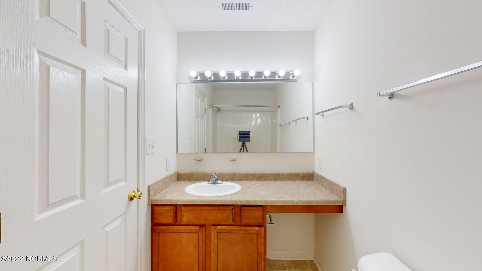 100557503 | Photo 23