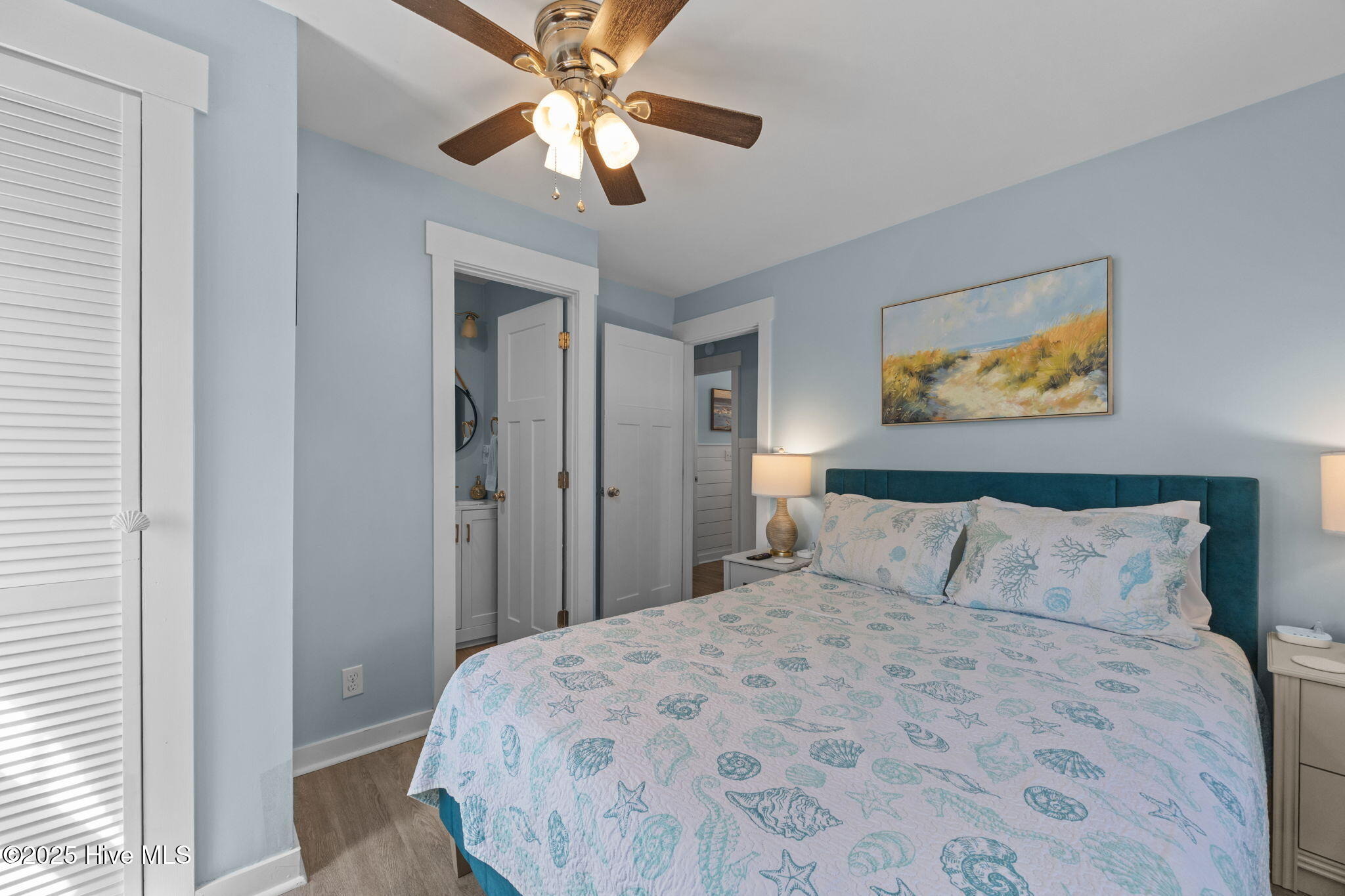 100532848 | Photo 25