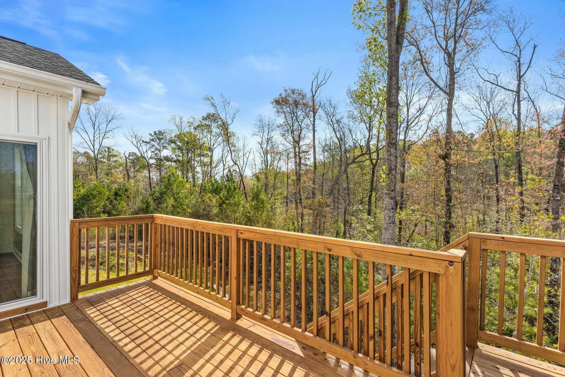 100500732 | Photo 42