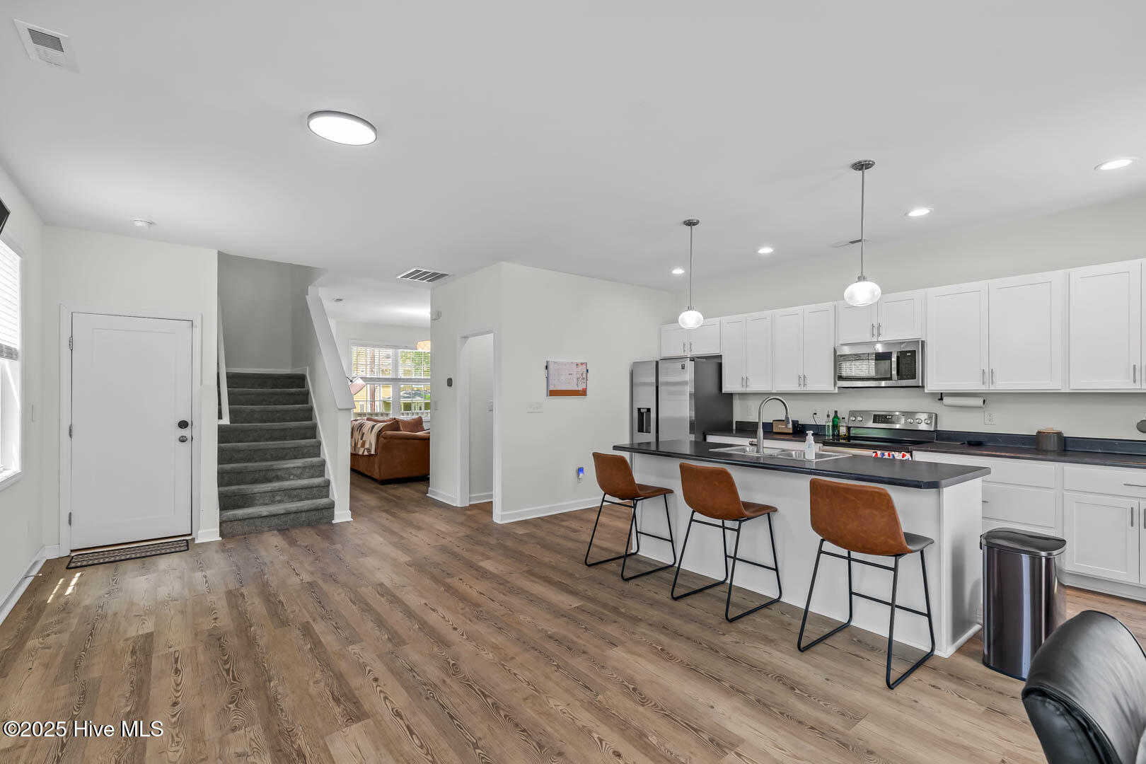 100516062 | Photo 21