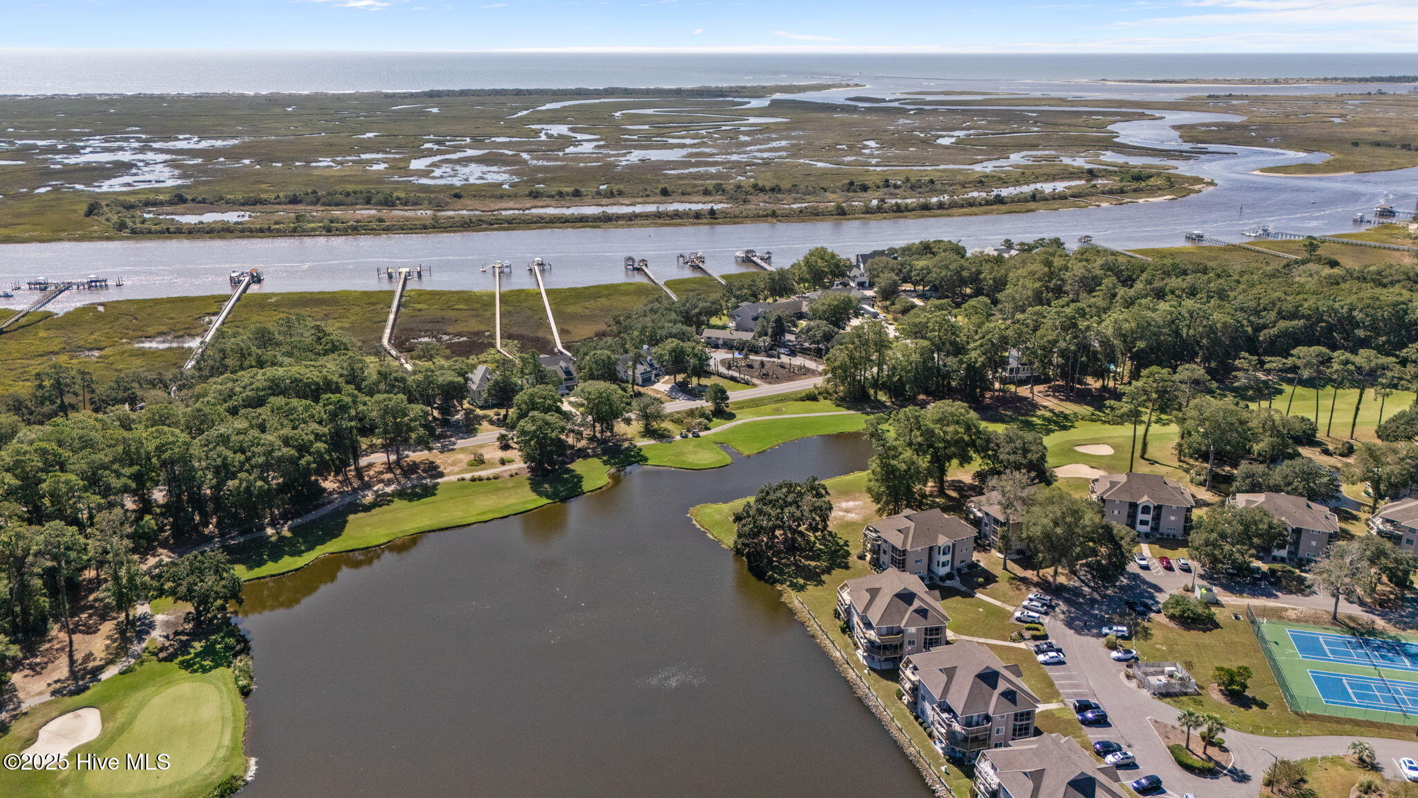 100534962 | Photo 34