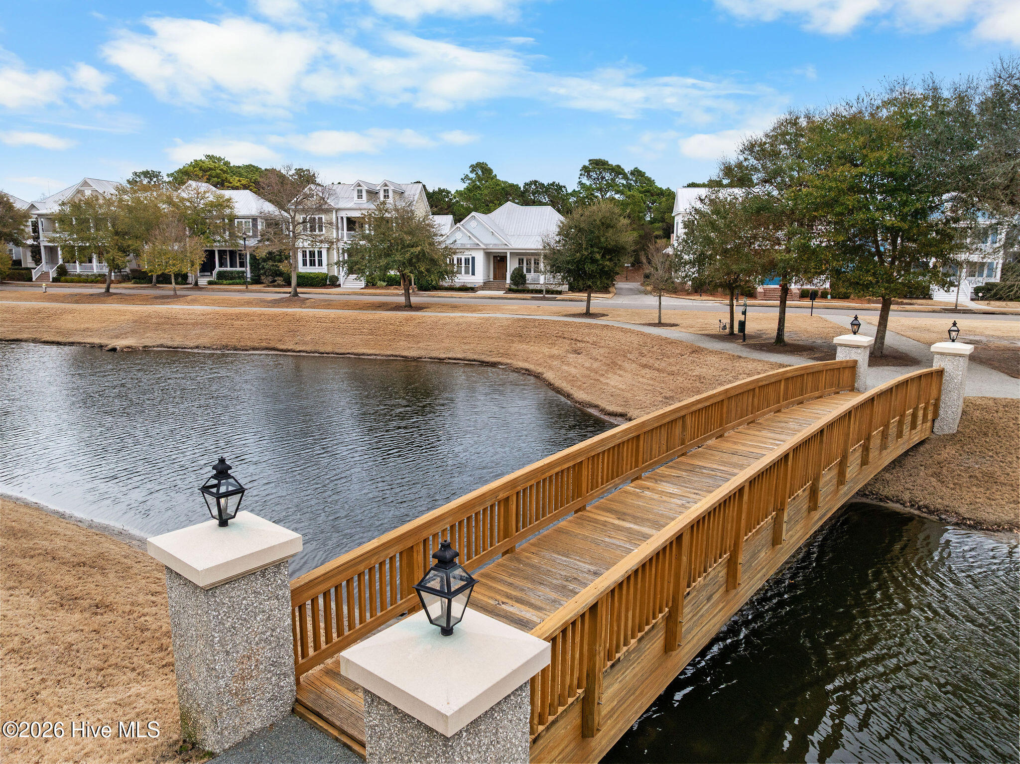 100553604 | Photo 89