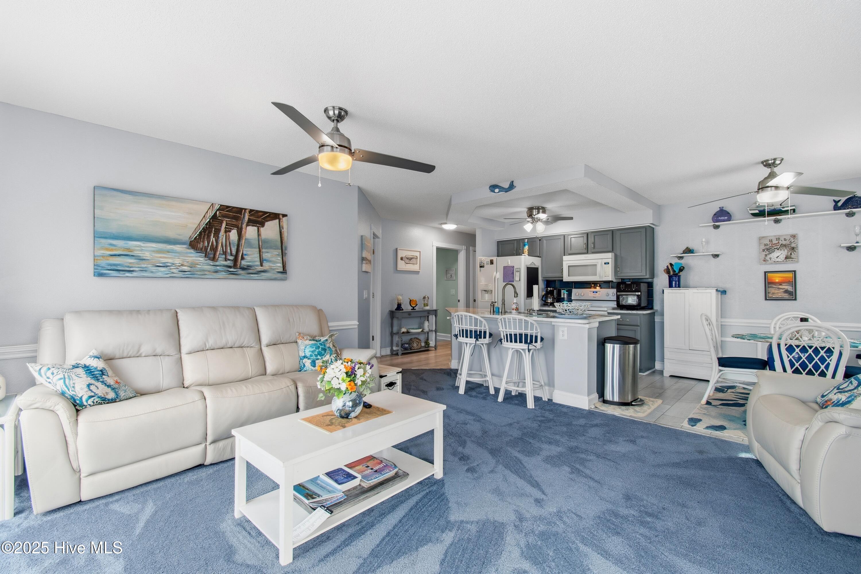 100545447 | Photo 11