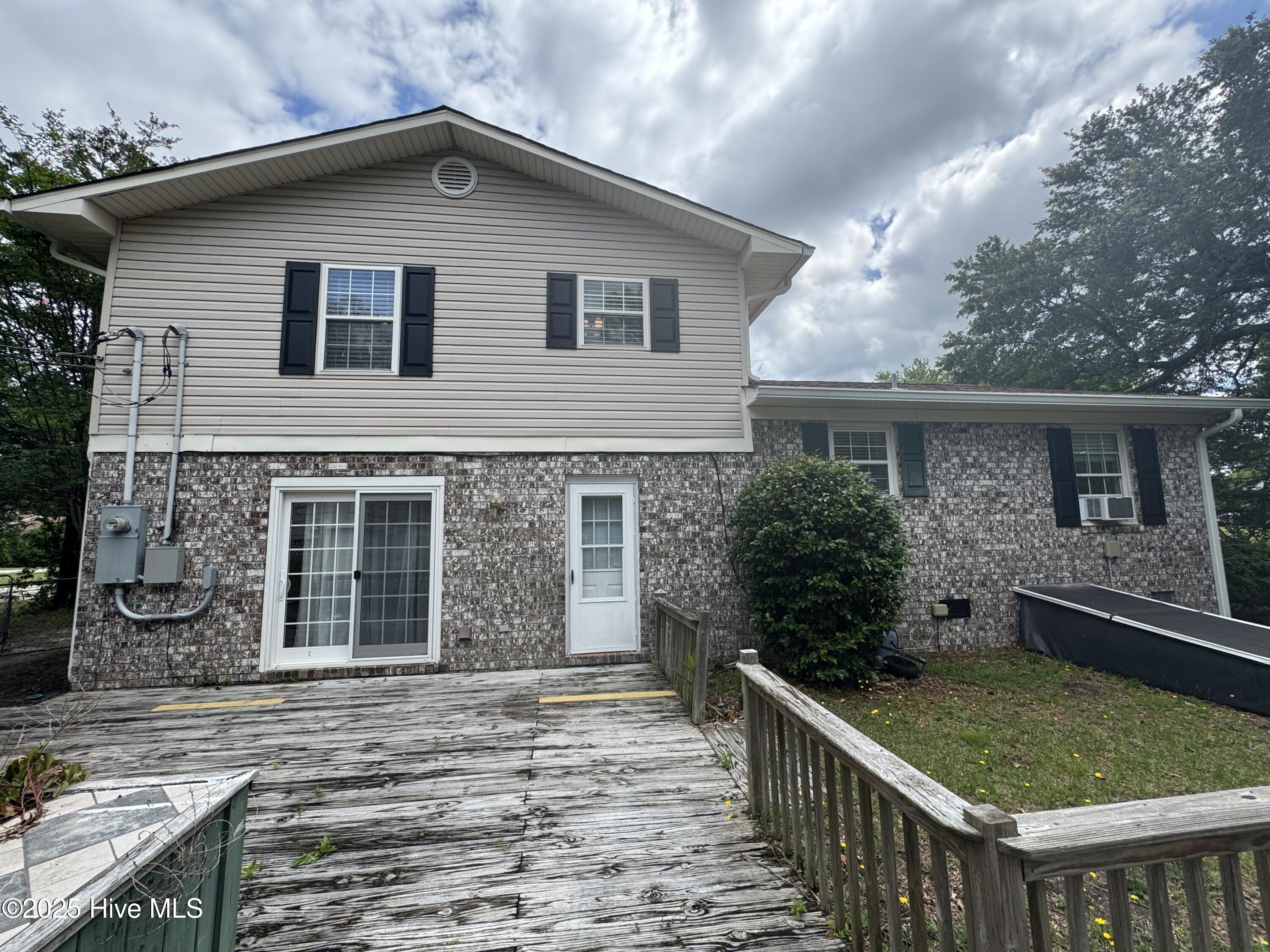 100511512 | Photo 25