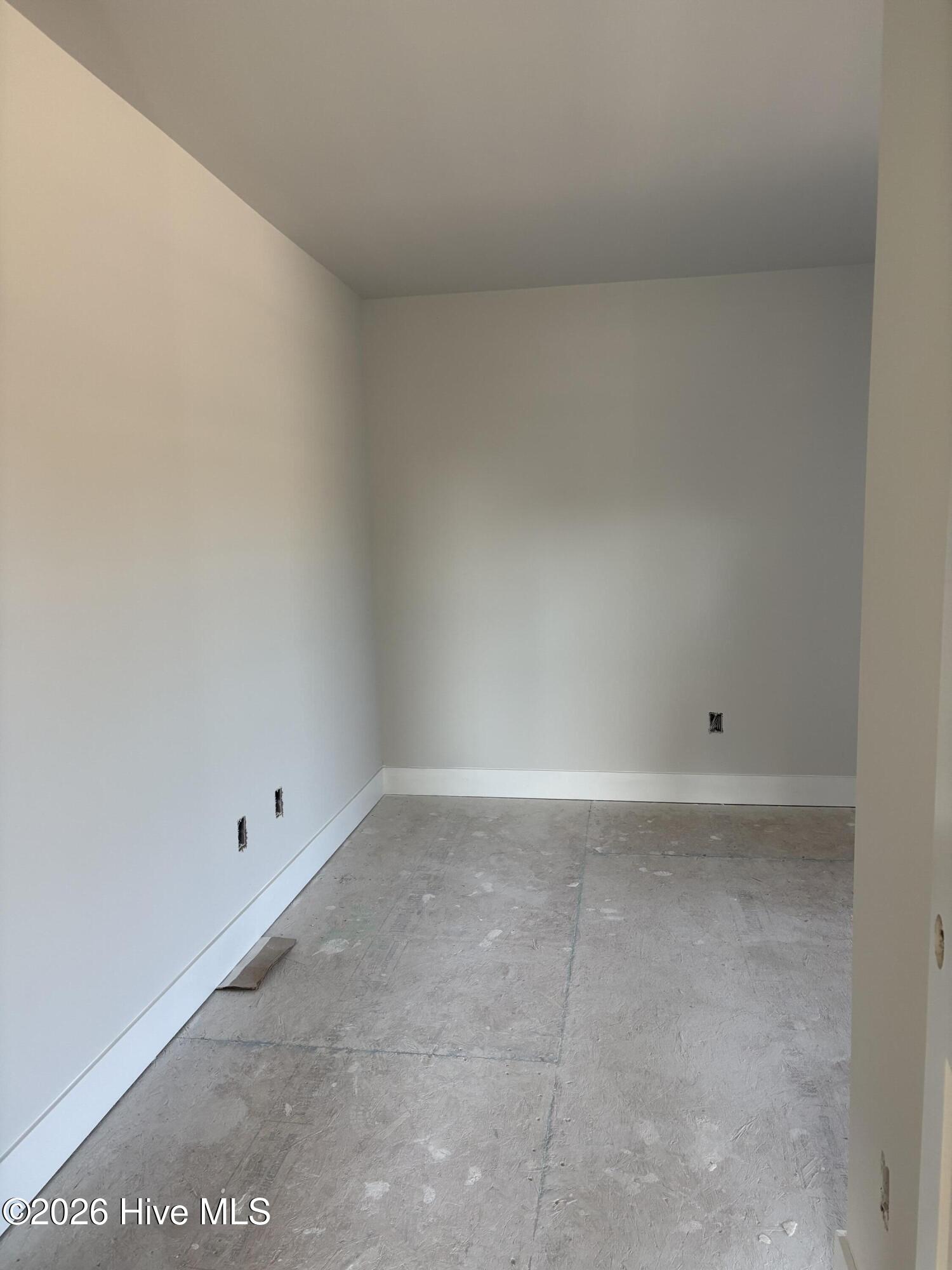 100551381 | Photo 12