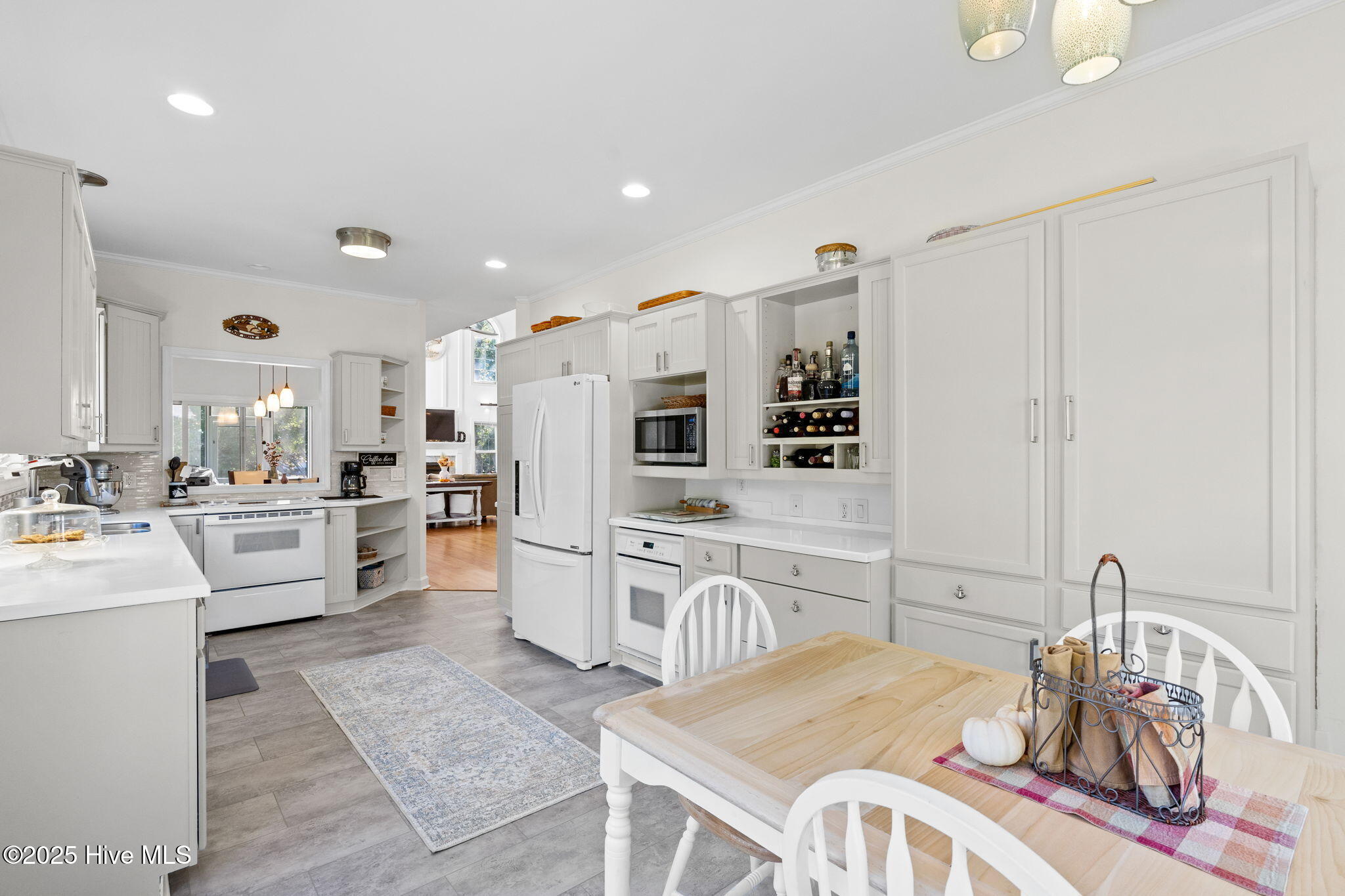 100537506 | Photo 26