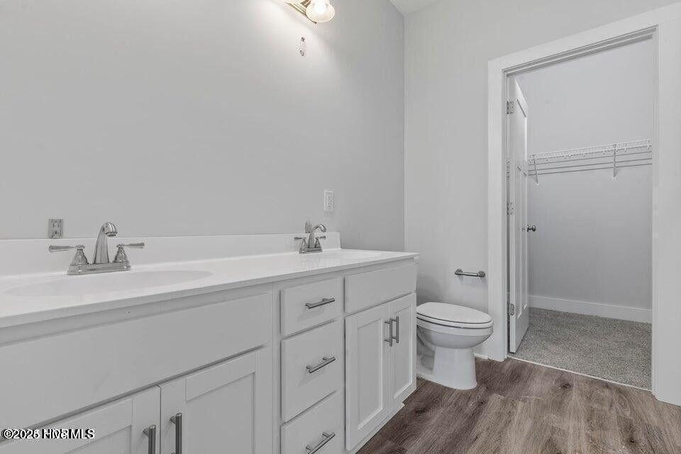 100540155 | Photo 23