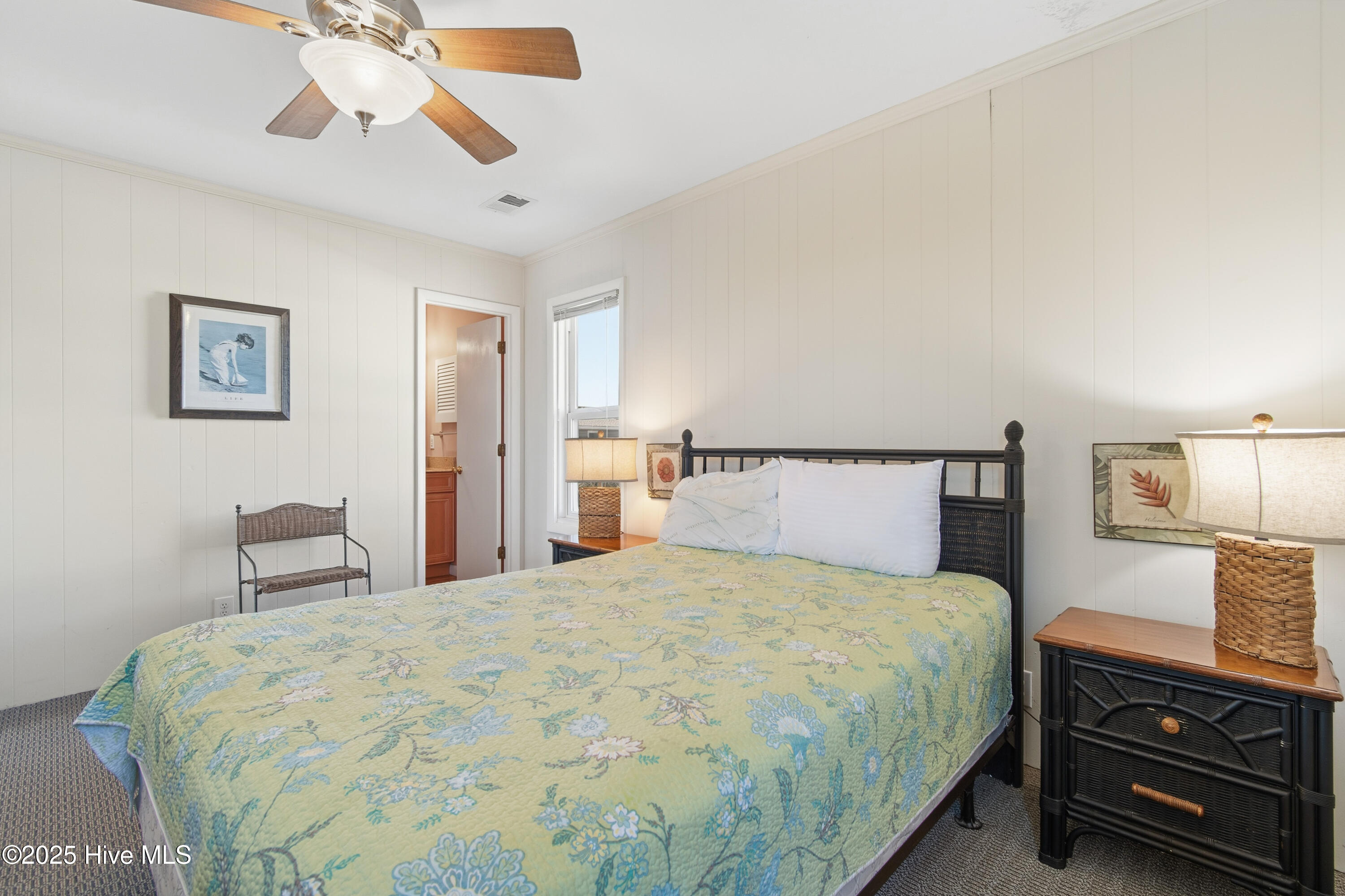 100541923 | Photo 42