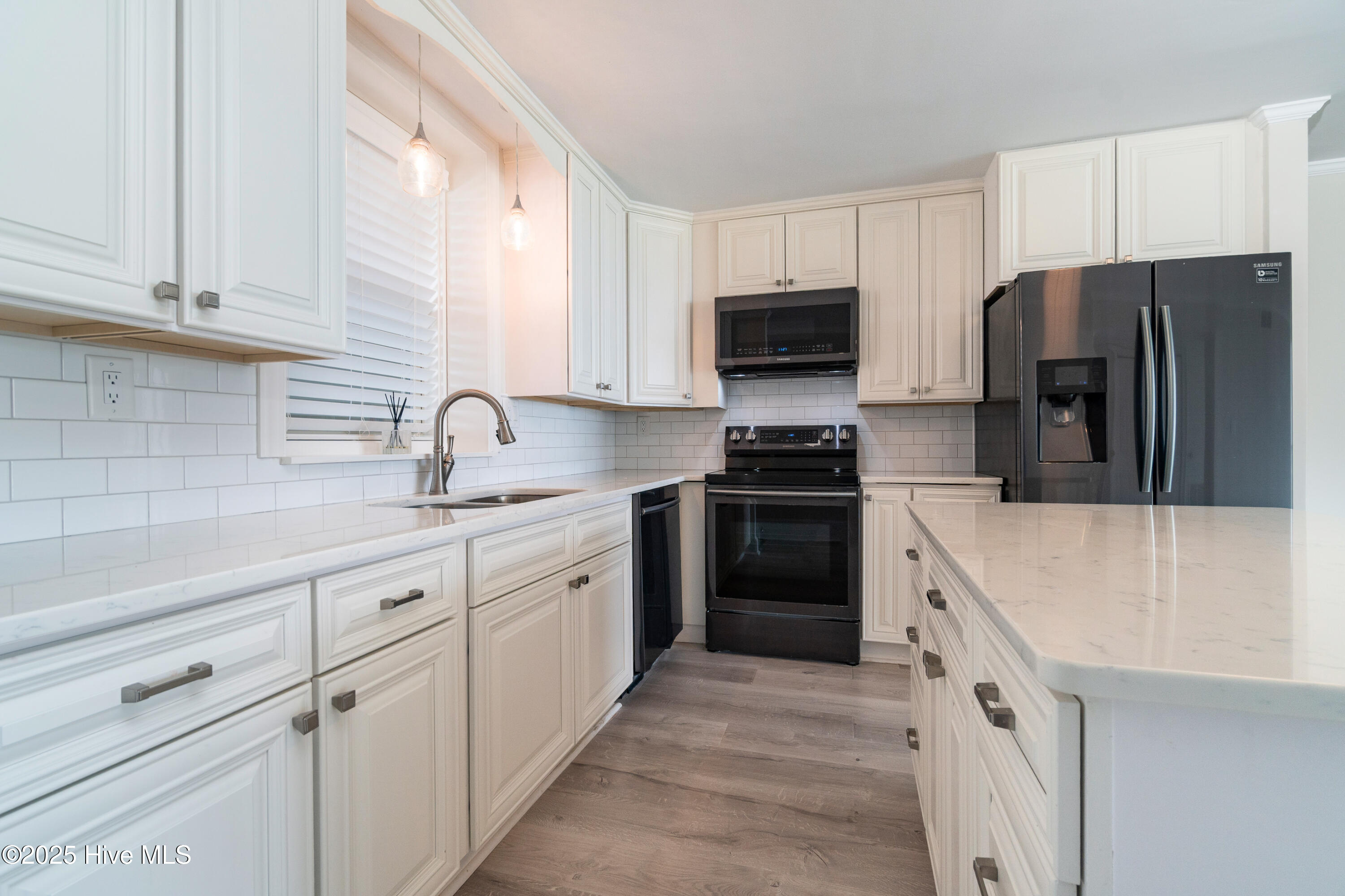 2305 W Fort Macon Road UNIT 207, Atlantic Beach, NC, 28512