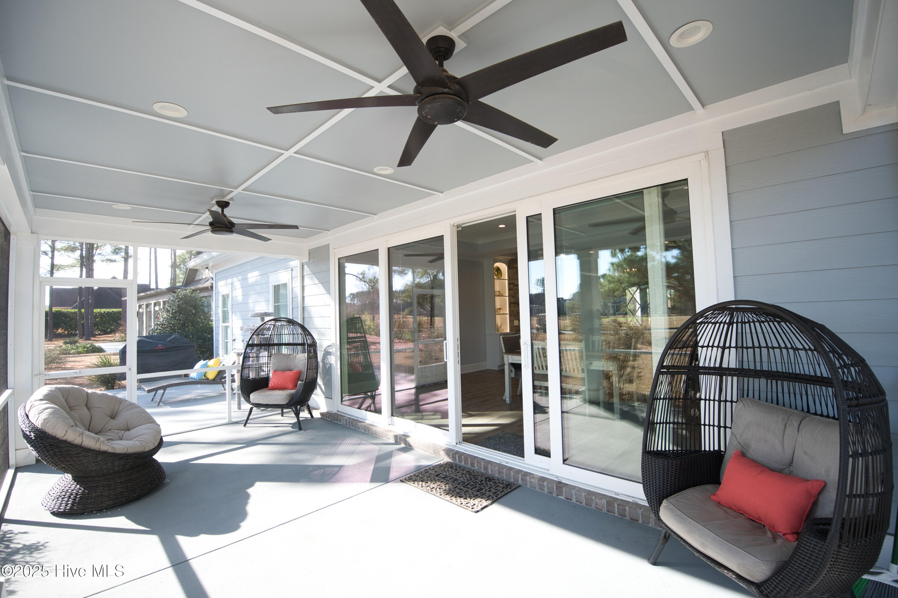 100546521 | Photo 82