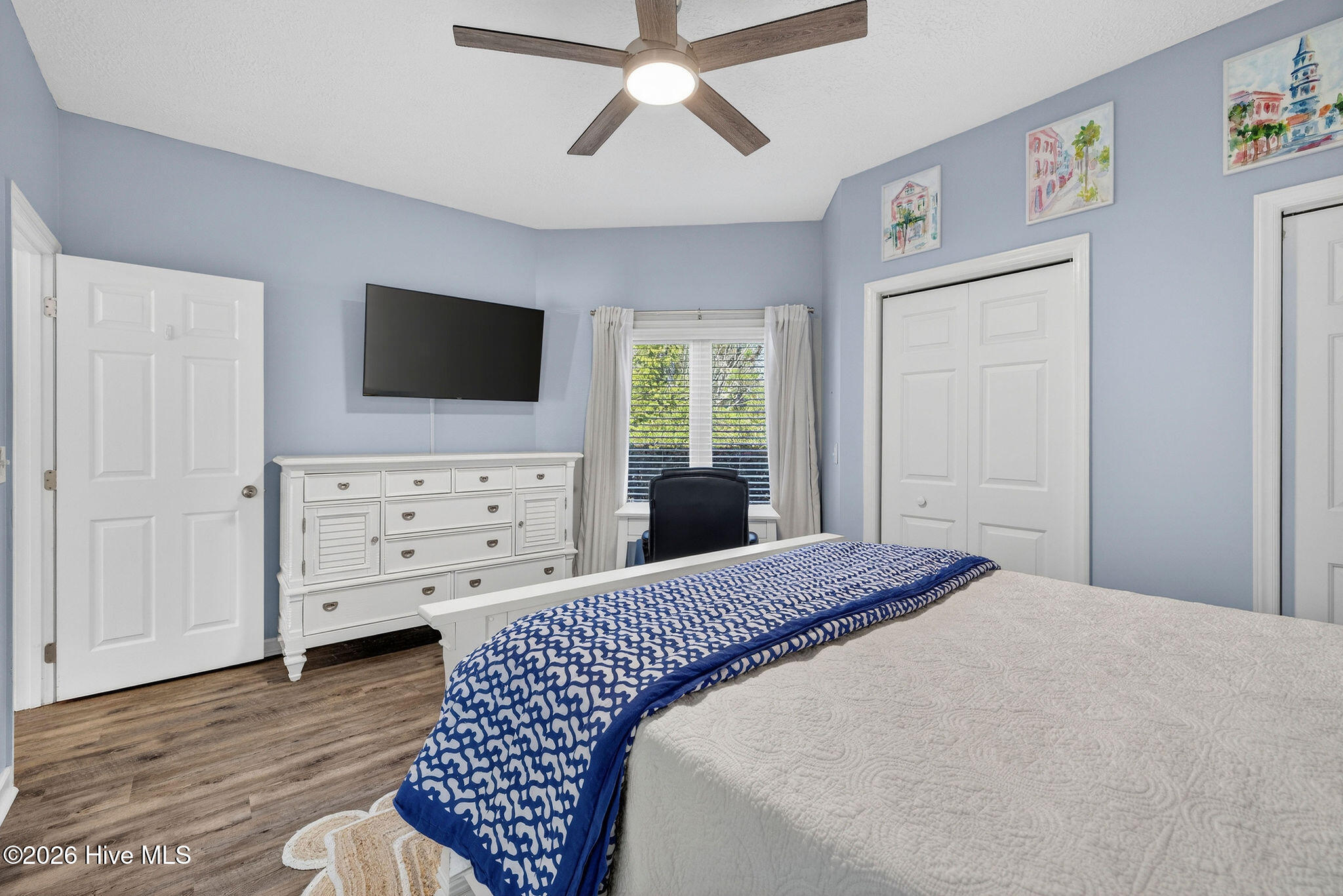 100562760 | Photo 14