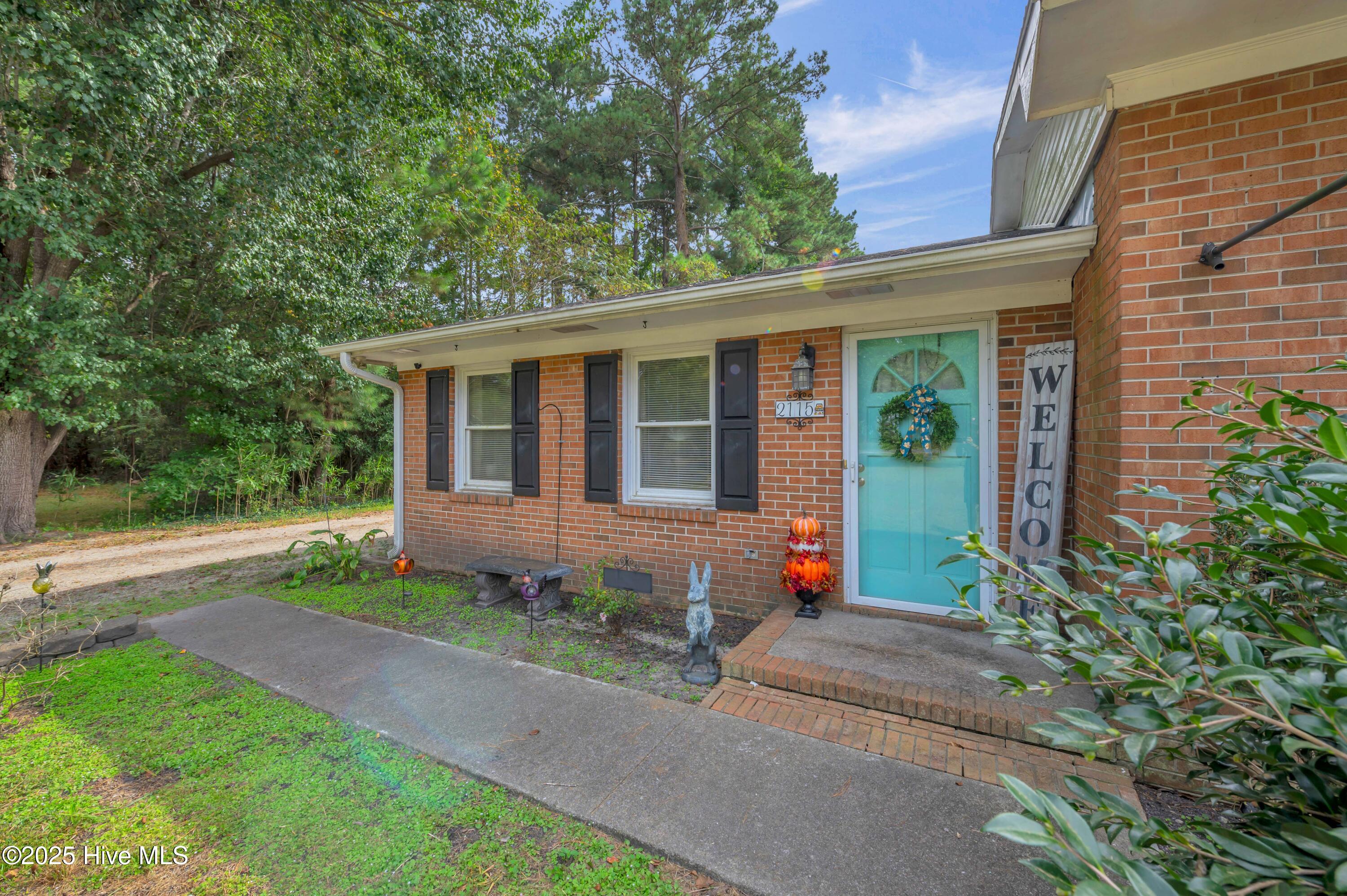 5_2115 penderlea hwy-00005