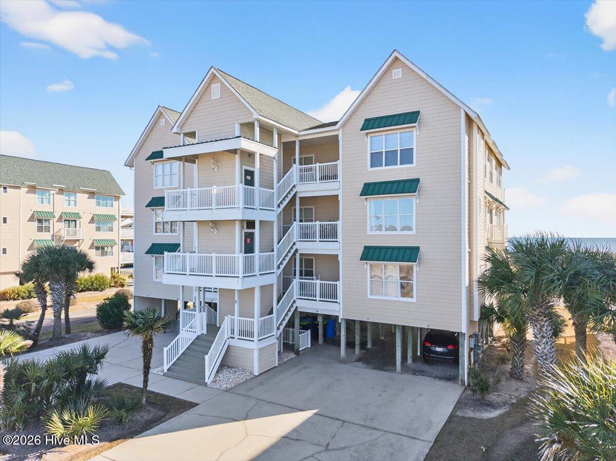 100552949 | Photo 36