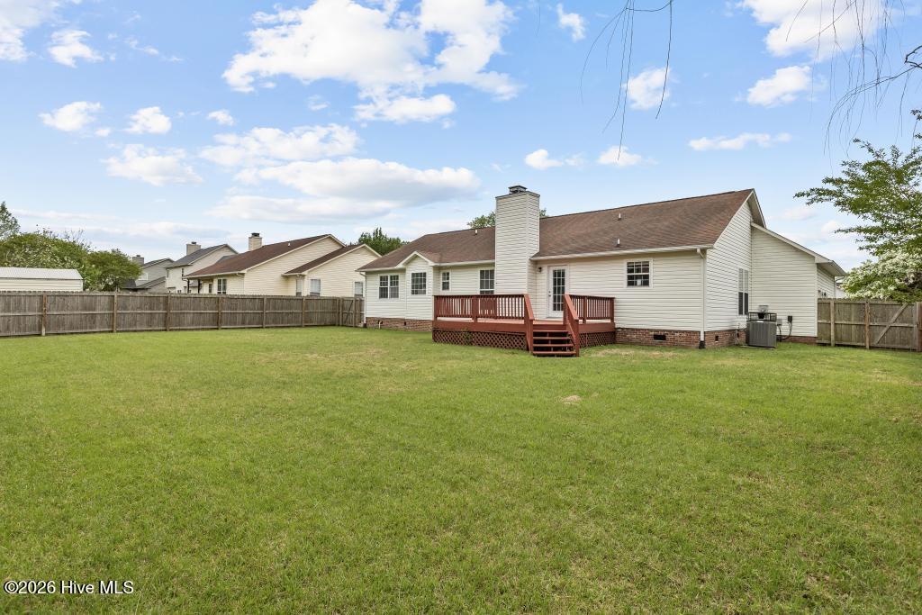 100567126 | Photo 27