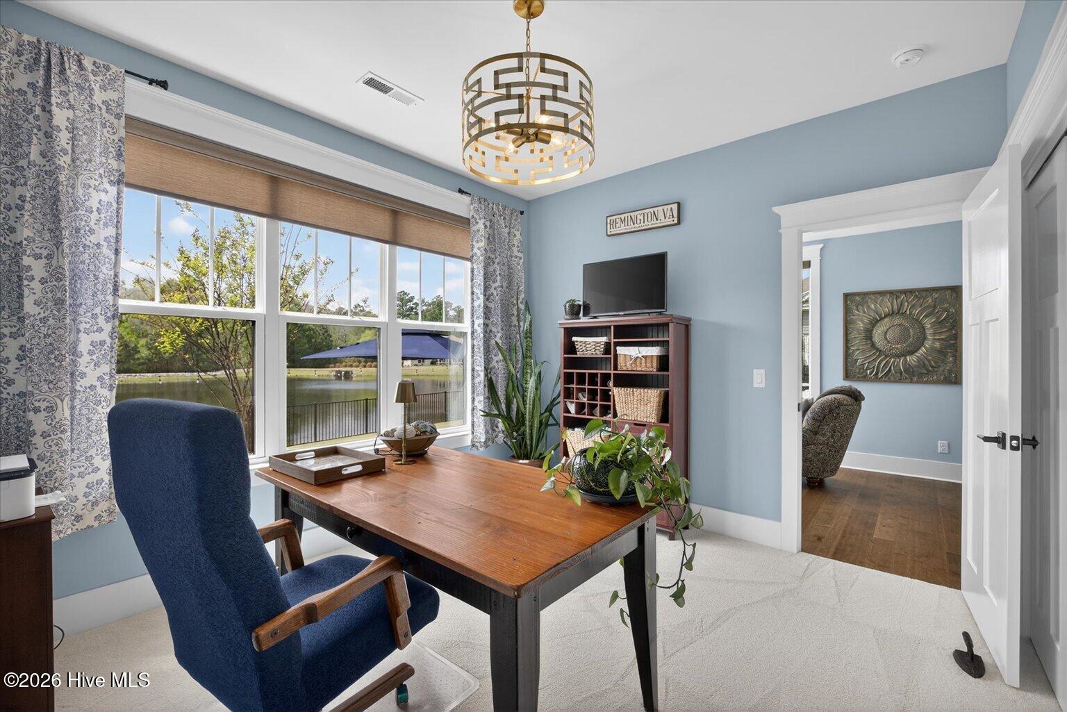 100566266 | Photo 42