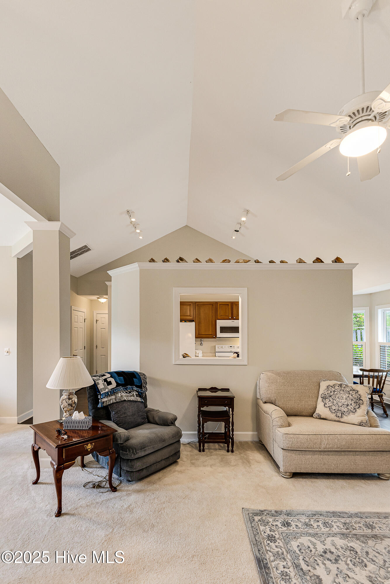 101 Cedar Tree Lane SW, Calabash, NC 28467 – photo 12: Living room