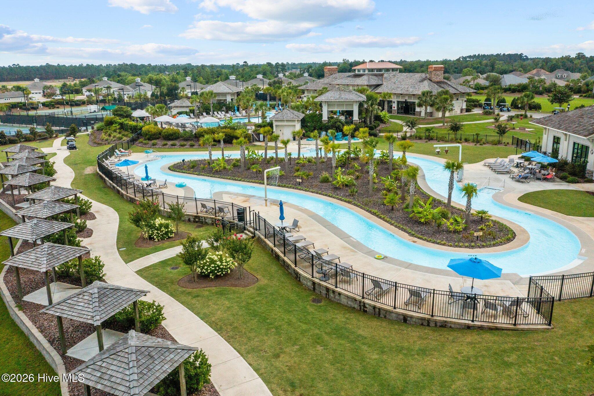 100558232 | Photo 68