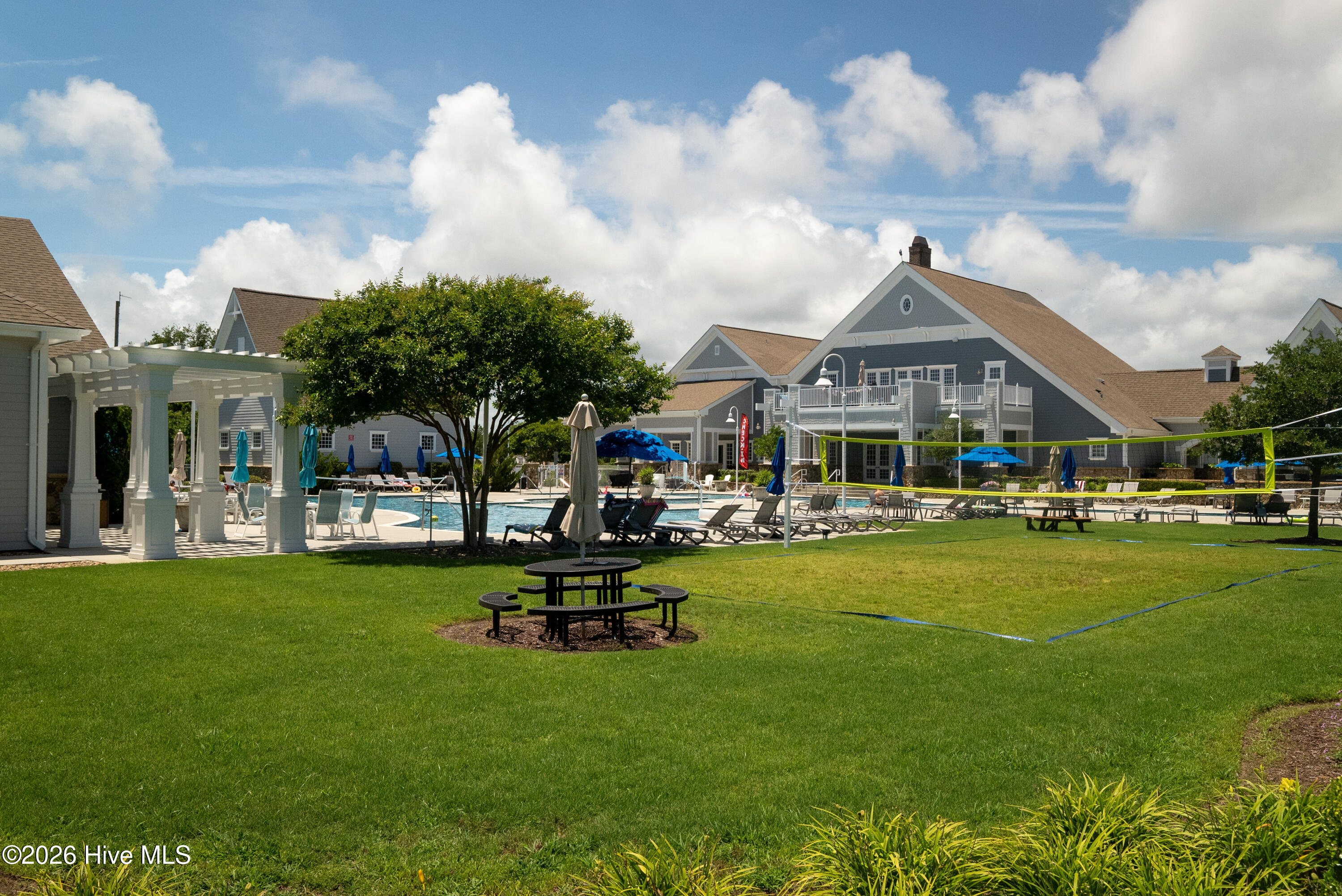 100564913 | Photo 58