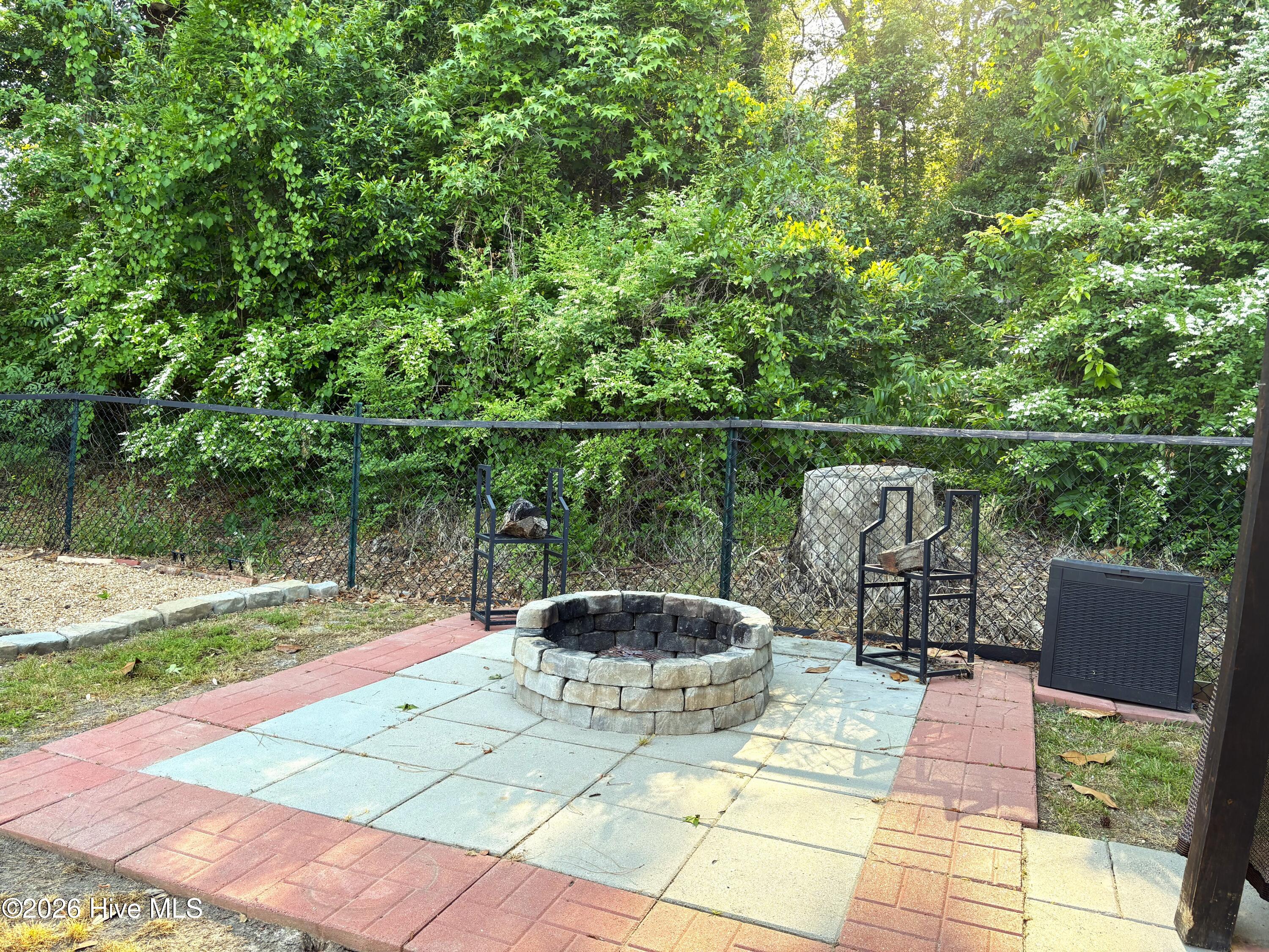 100568599 | Photo 21