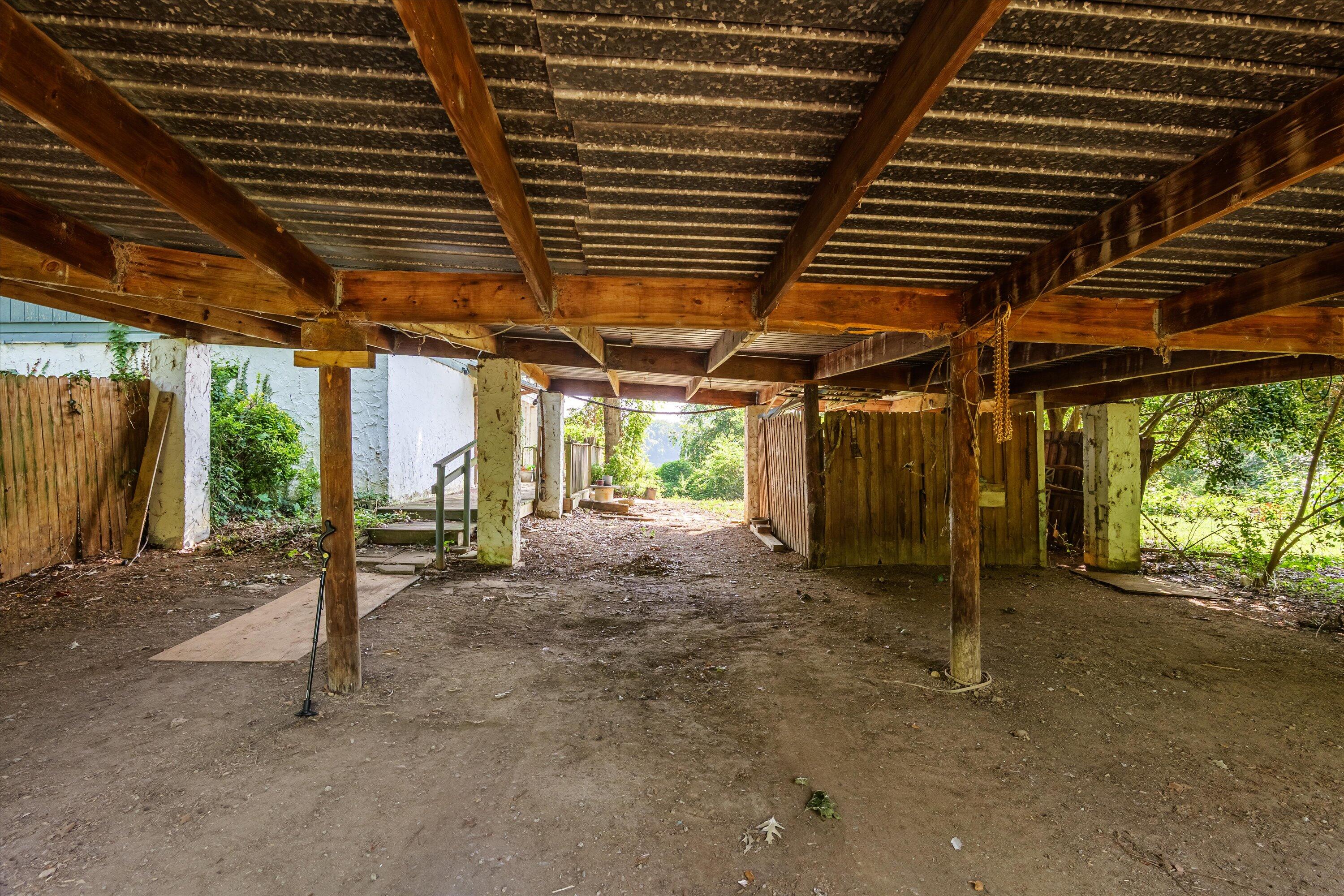 36-PS528449-HDR