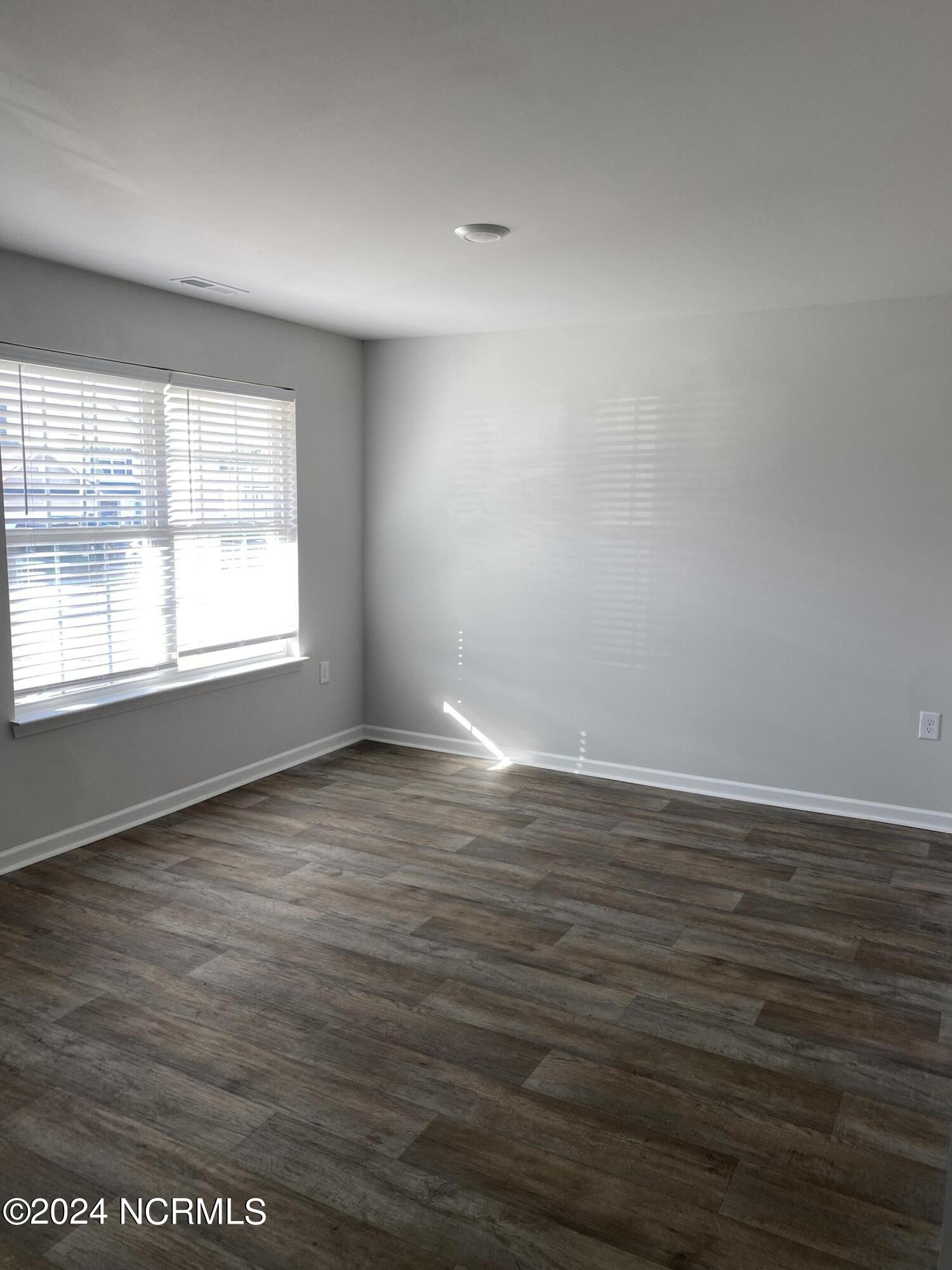 front room, can be used as office/dining/play room