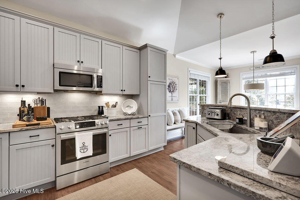 100553520 | Photo 11