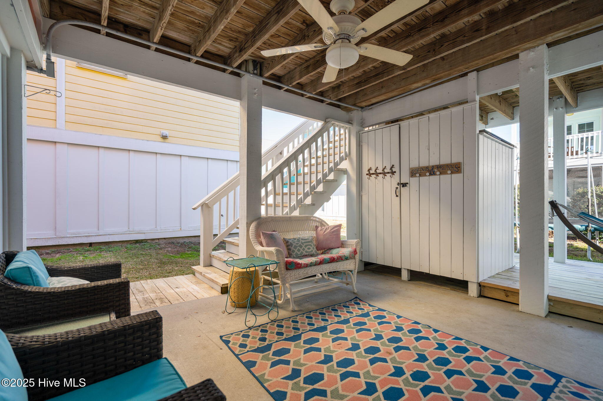 100546584 | Photo 66