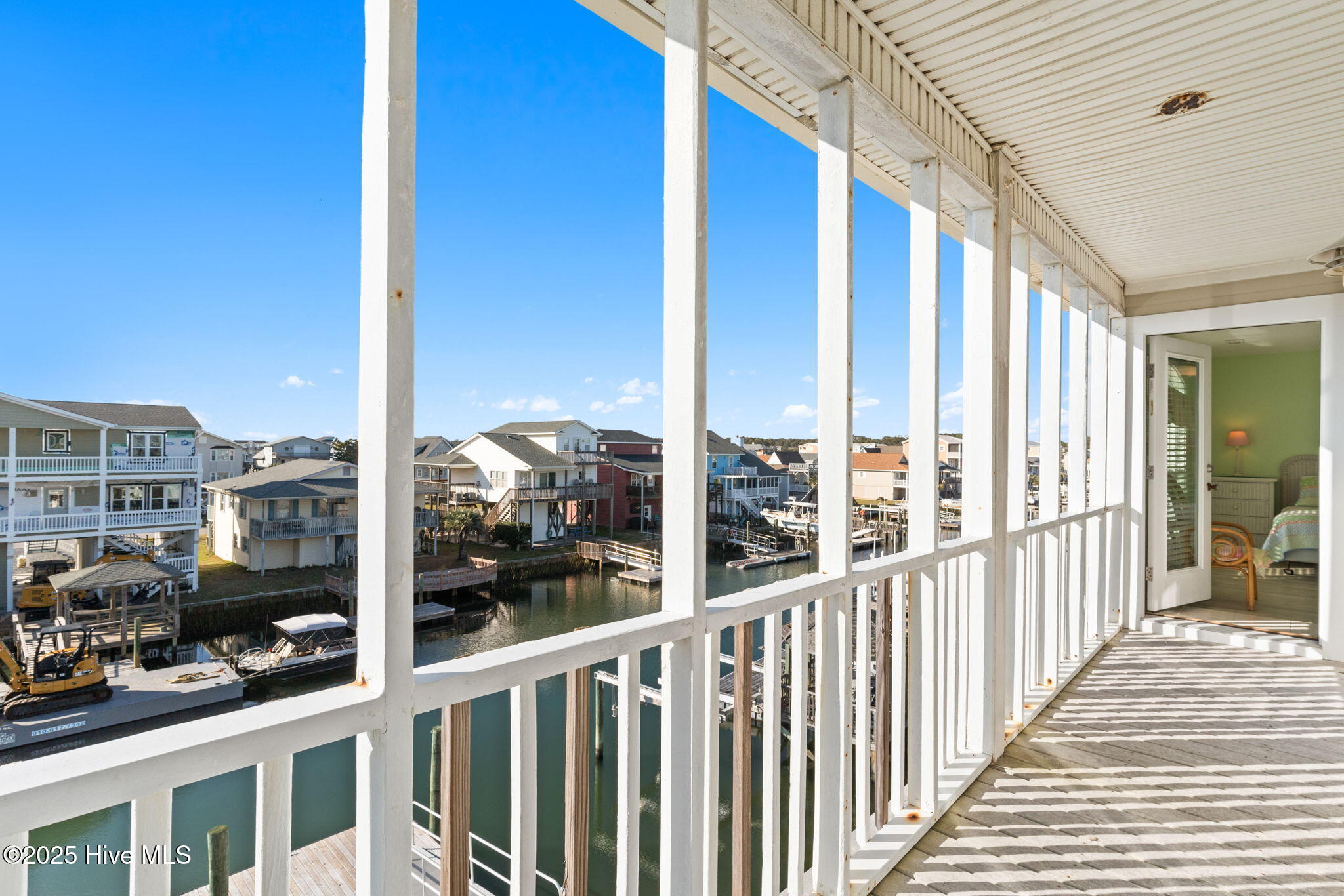 100541460 | Photo 27