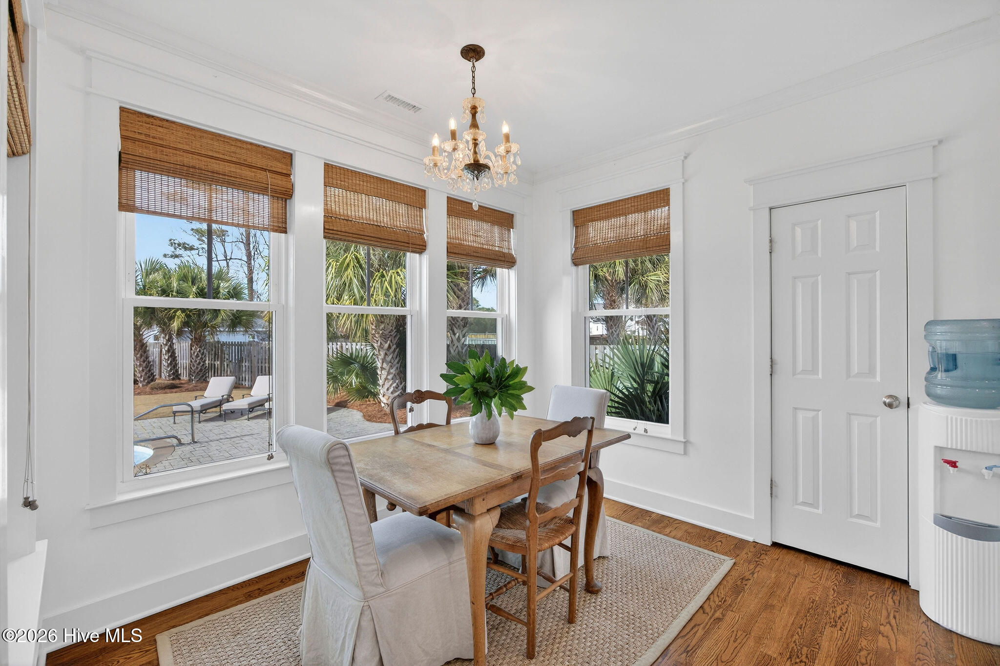 100551466 | Photo 16