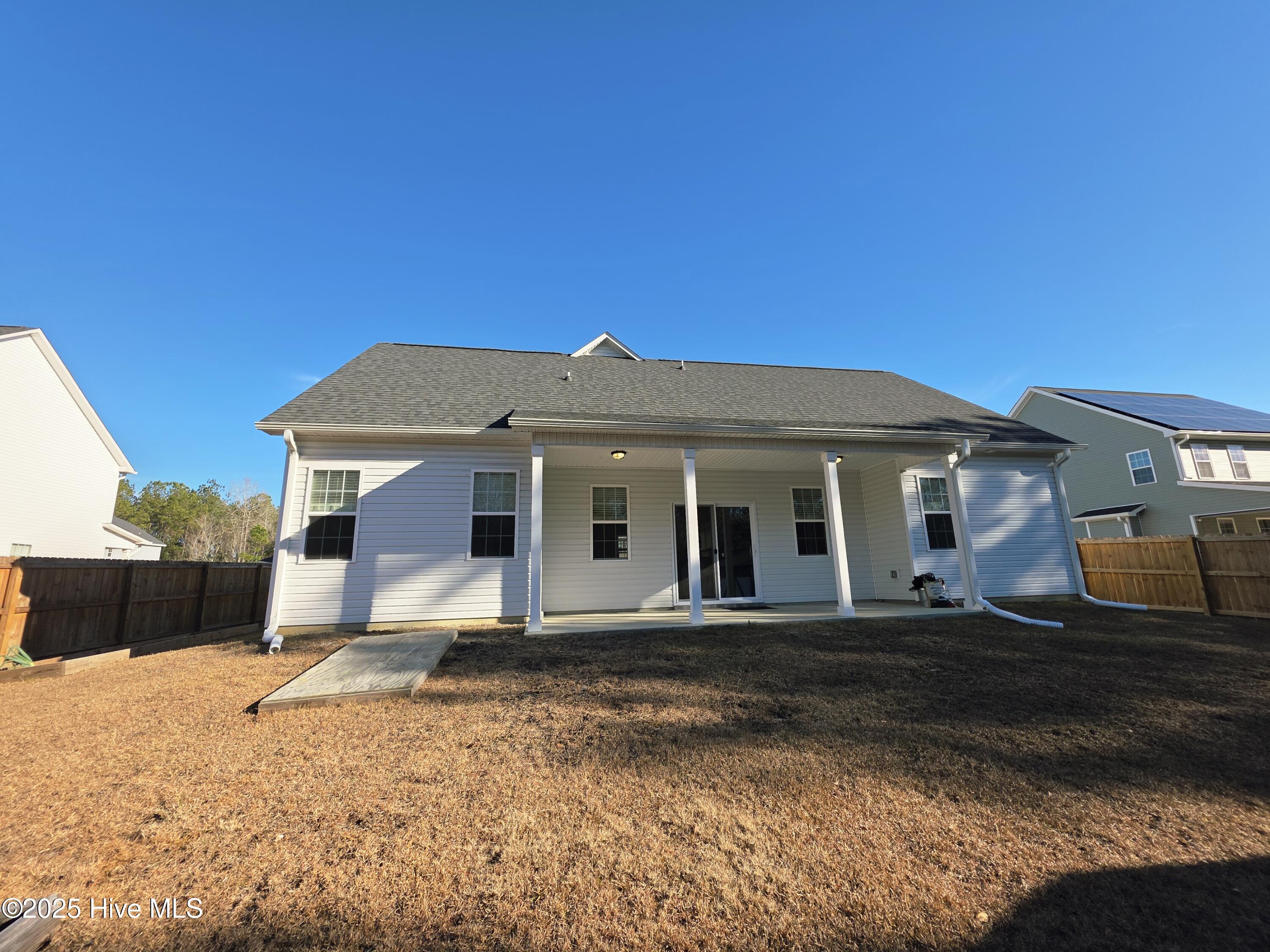 100545567 | Photo 31