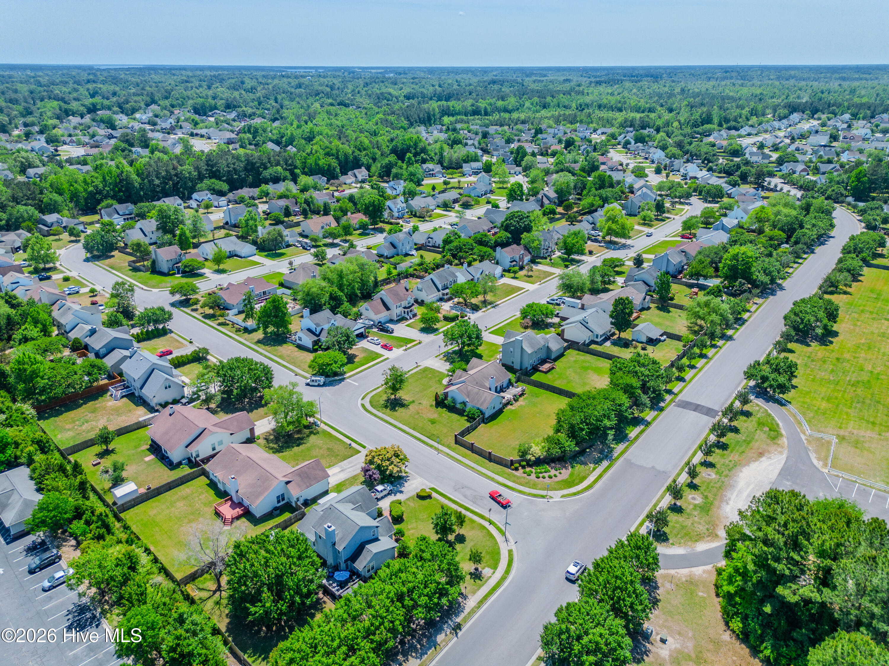 100569182 | Photo 83