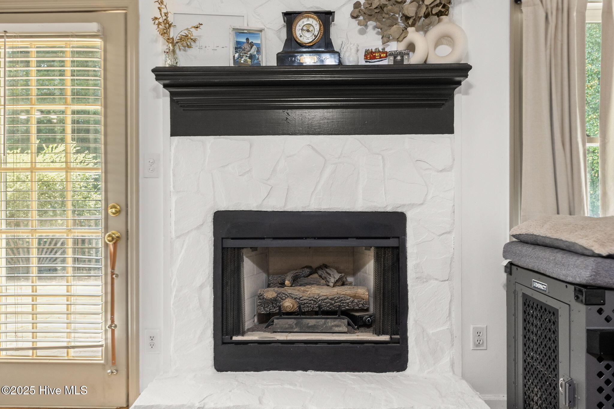 17-web-or-mls-AZ3A9393