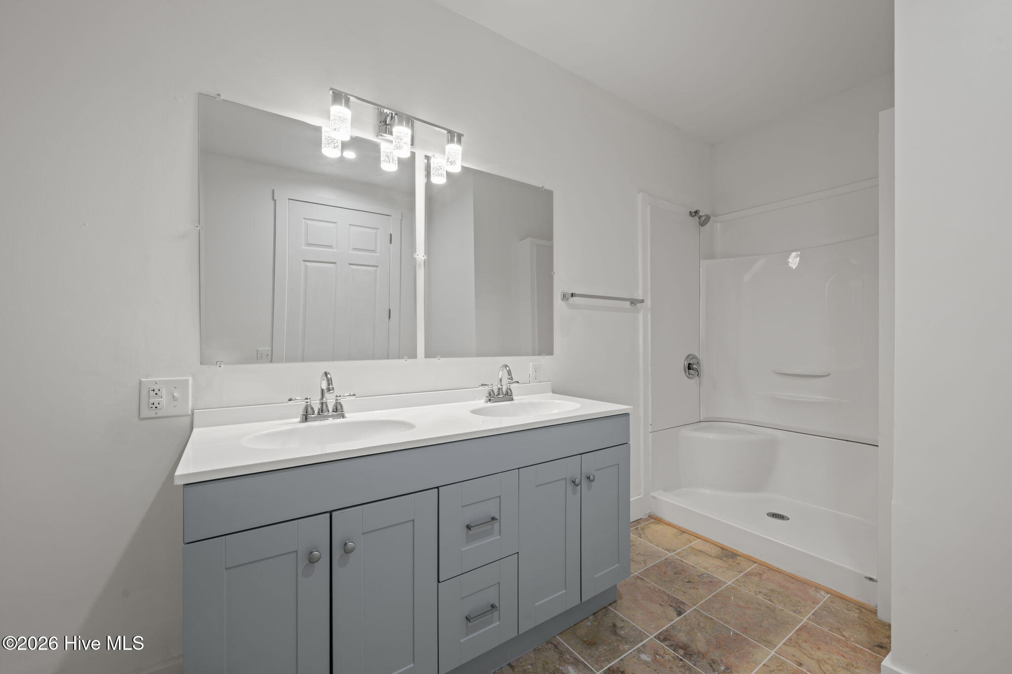 2180 Nc 304 C,Bayboro