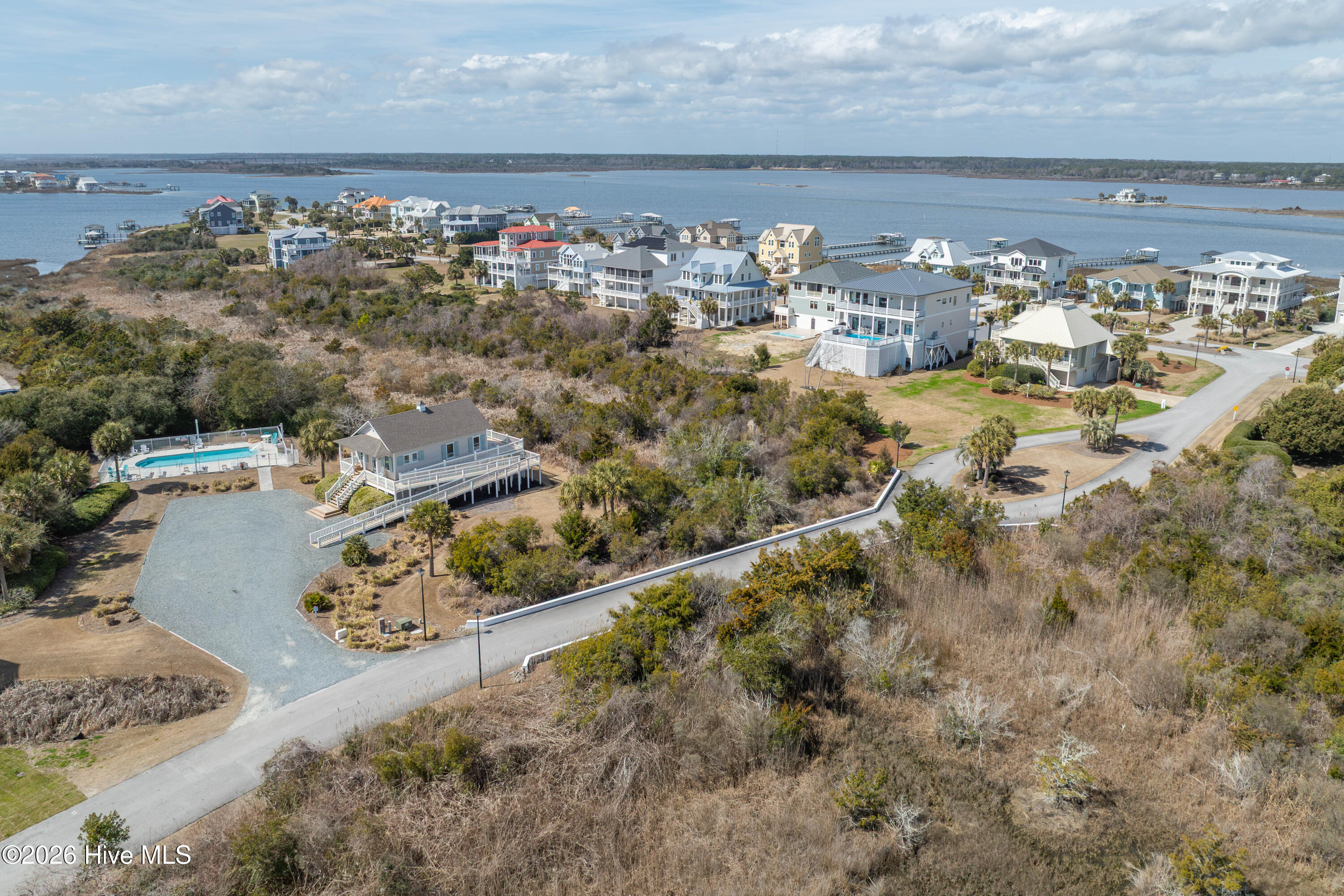 100558828 | Photo 49