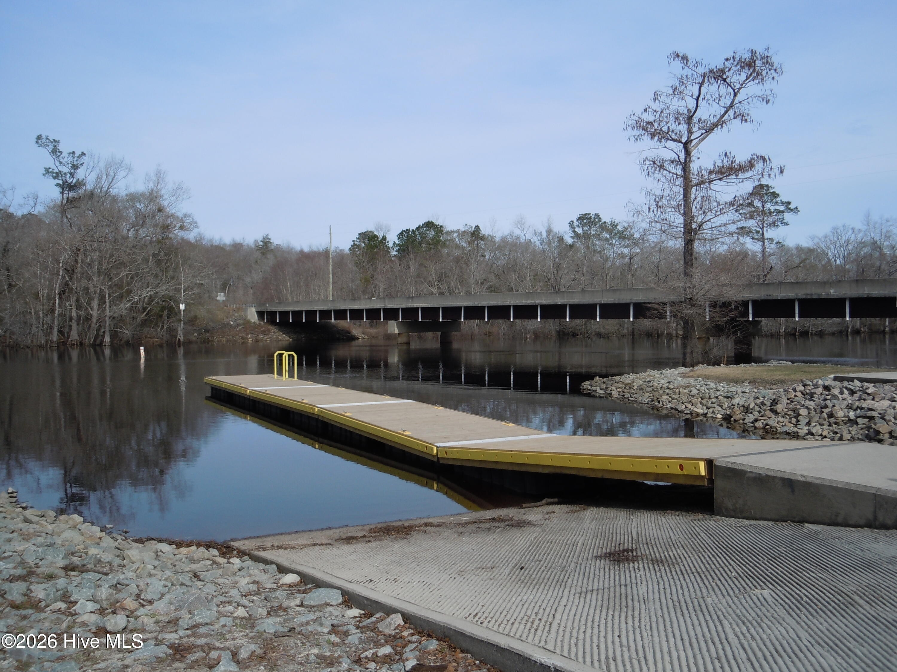 100563948 | Photo 13