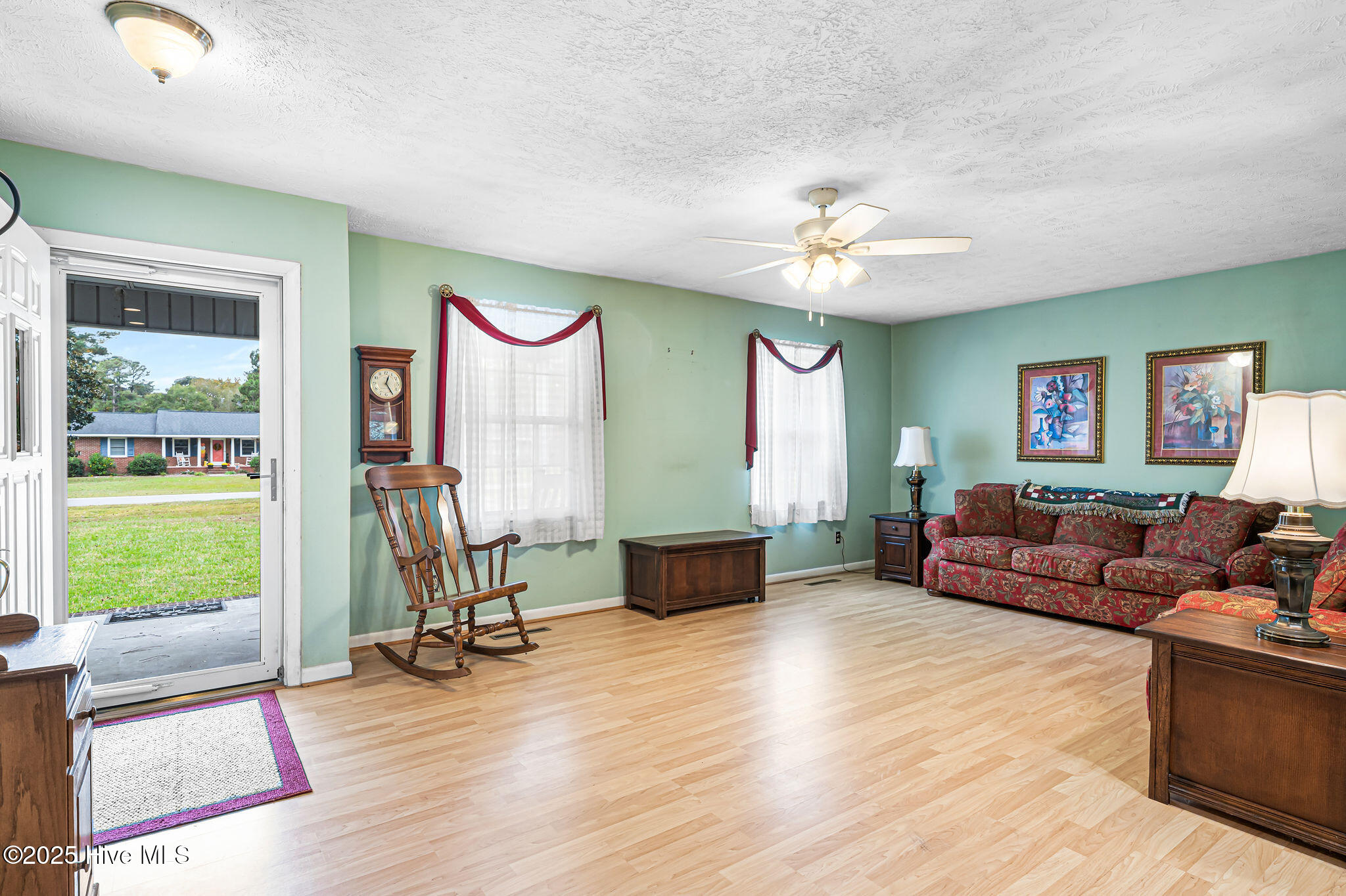 Homes for sale in Warsaw, NC | 214 Elm St, Warsaw, NC 28398 | MLS# 100538535
