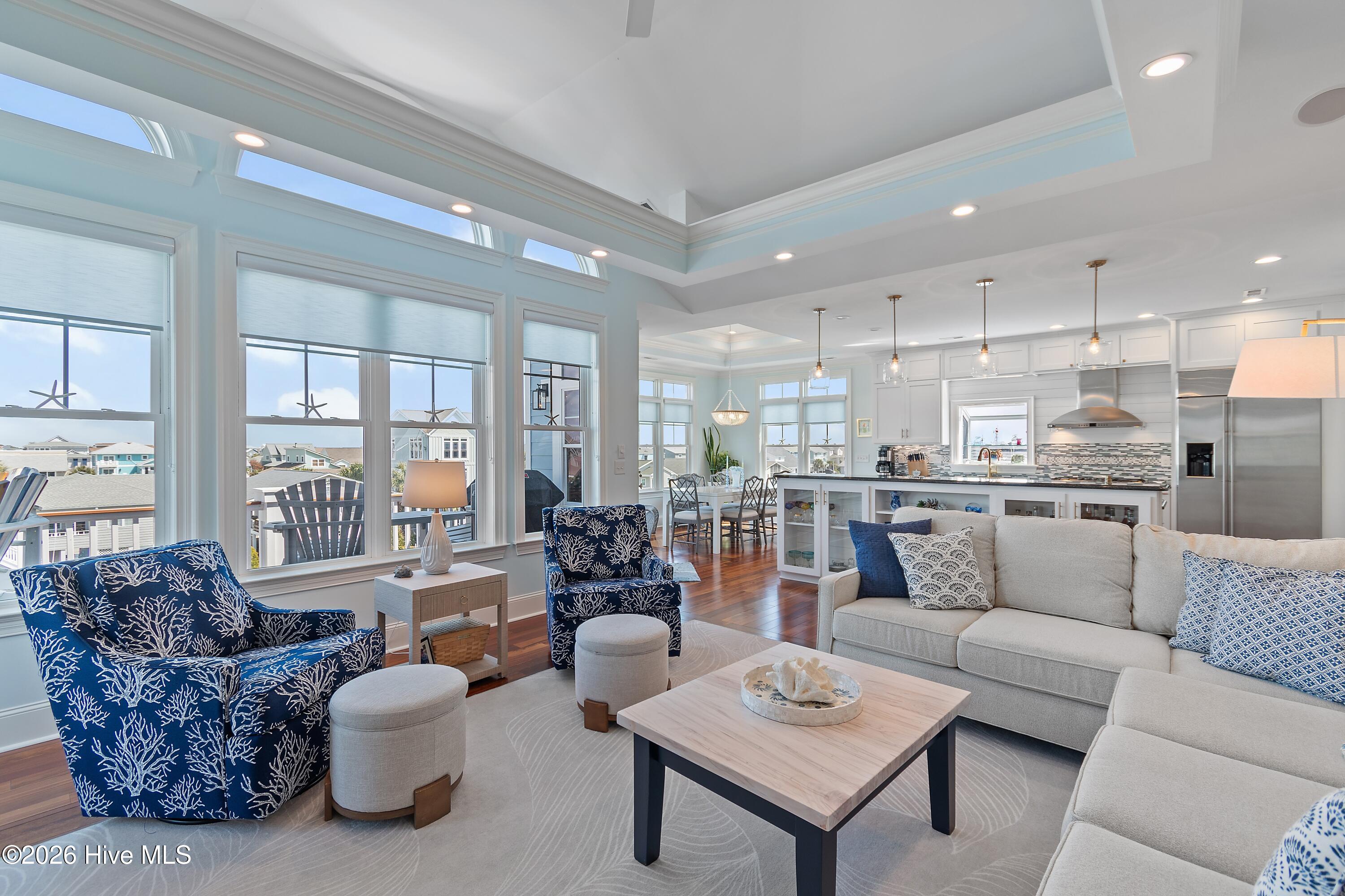 100562772 | Photo 18