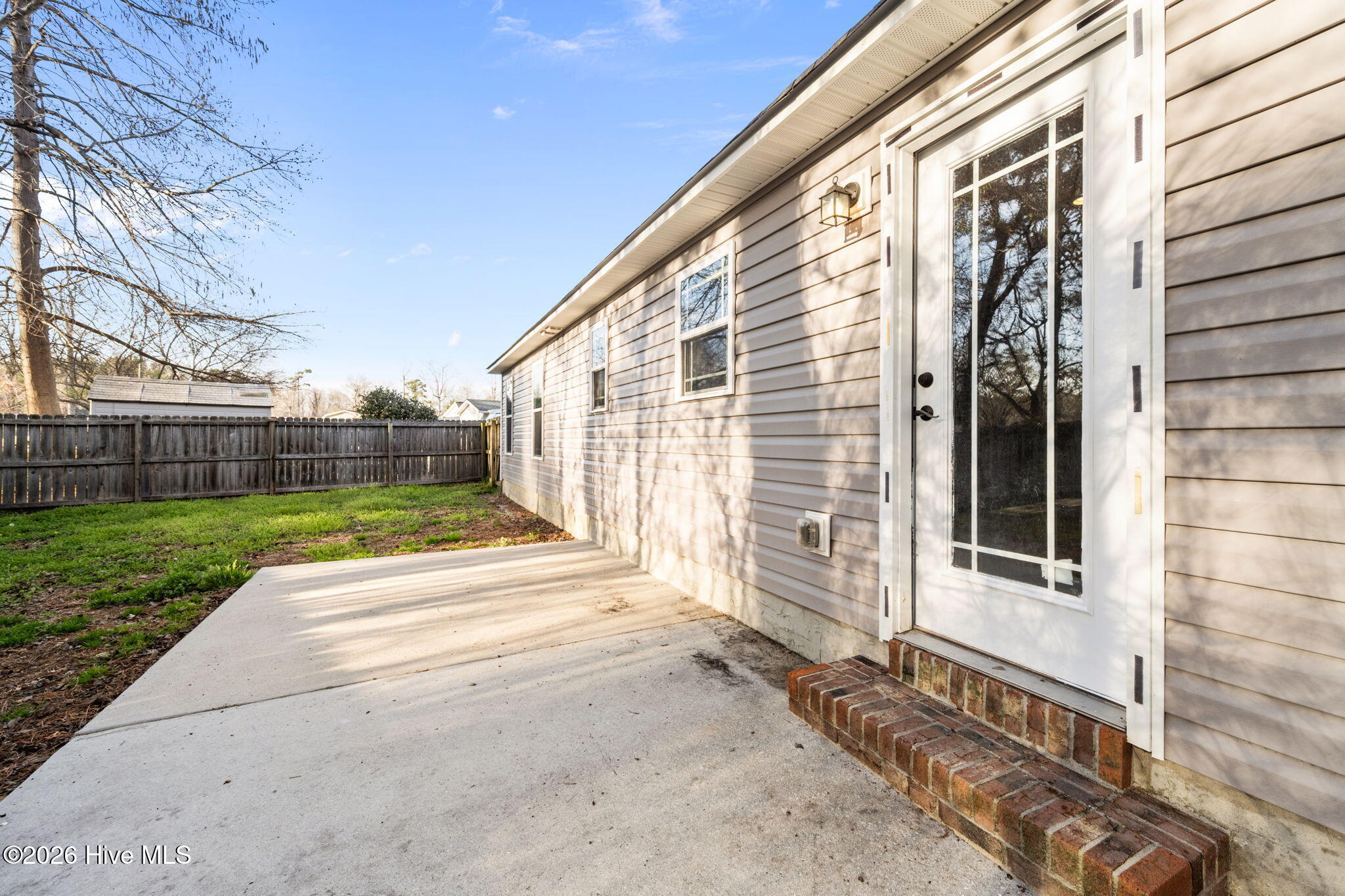 100558814 | Photo 39