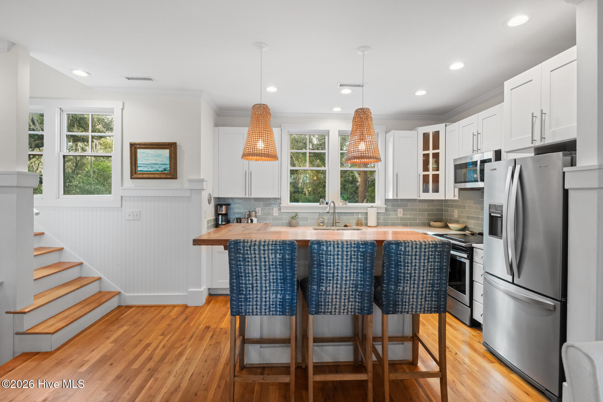 100560267 | Photo 12