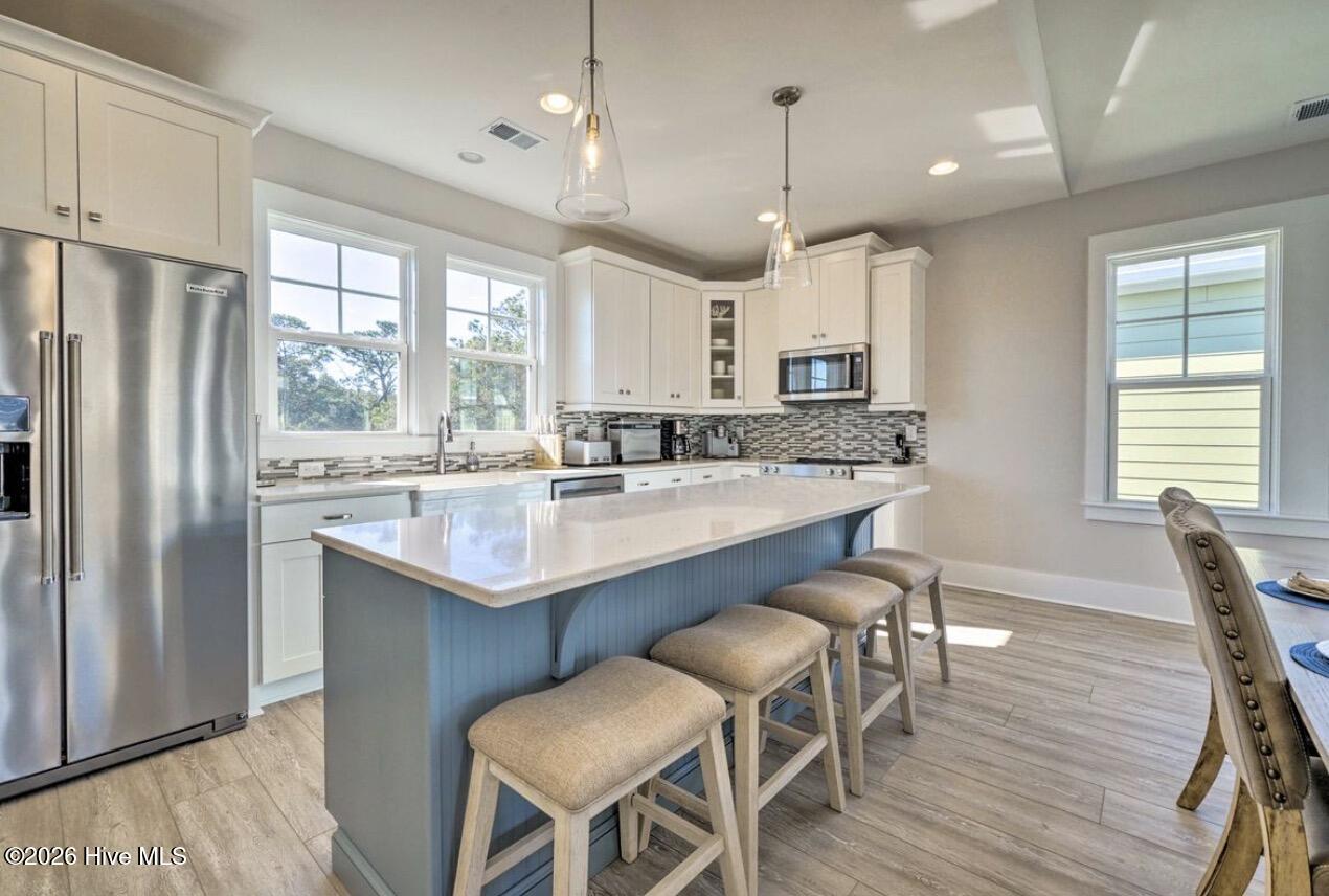 100563355 | Photo 15