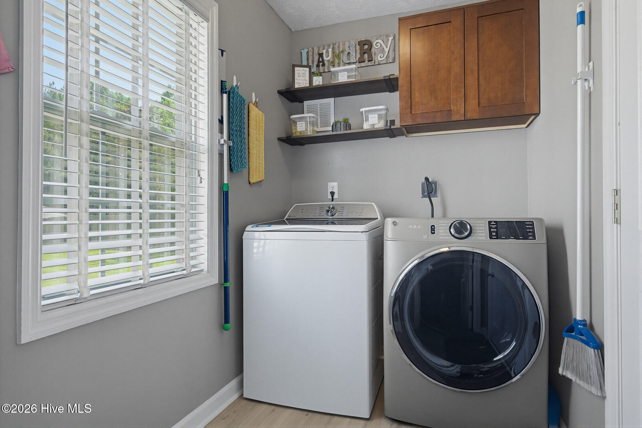 303 E Regent Court,Jacksonville