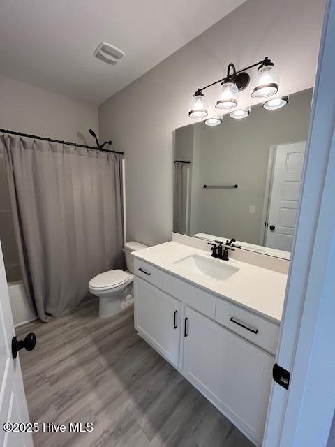 100534047 | Photo 13