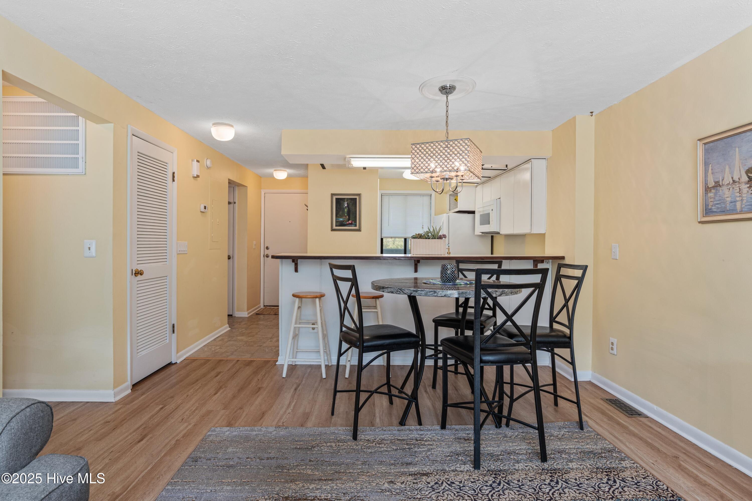 100532800 | Photo 20