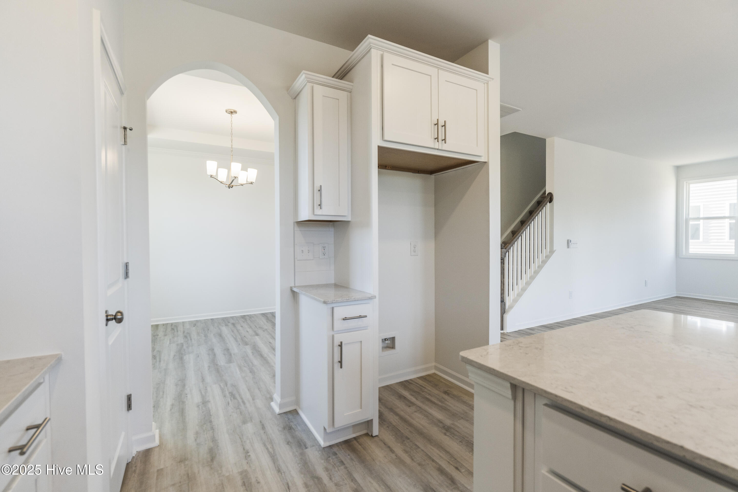 100486193 | Photo 22